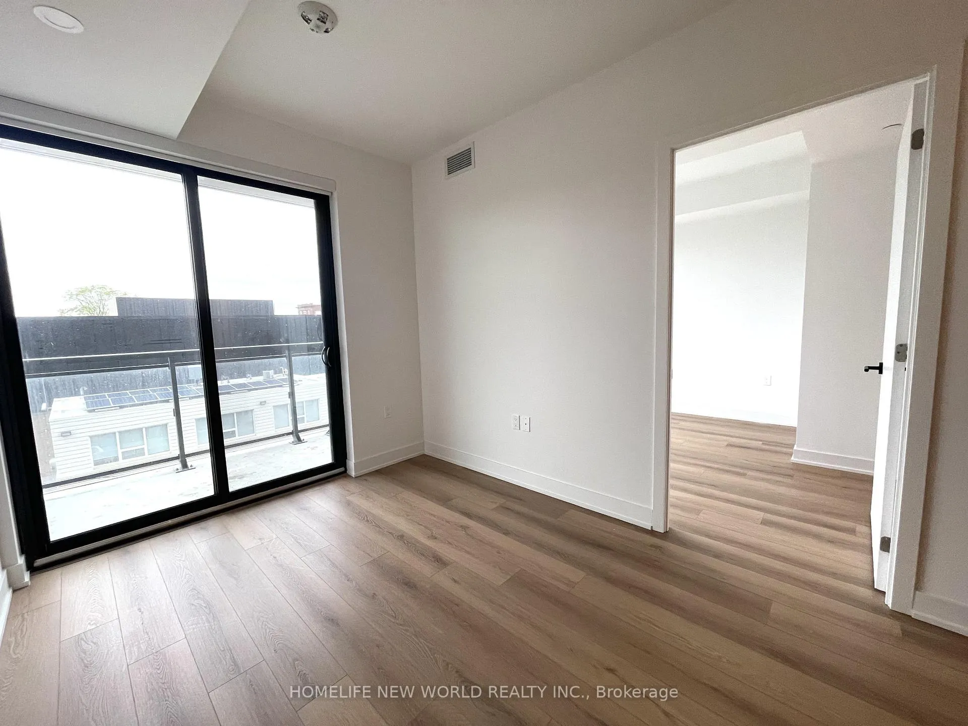 Photo 6 of Unit 401, 758 Dovercourt Road, Toronto, Dovercourt-Wallace Emerson-Junction — HOMEH