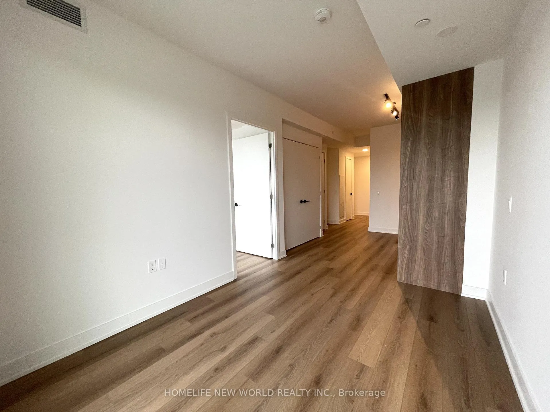 Photo 7 of Unit 401, 758 Dovercourt Road, Toronto, Dovercourt-Wallace Emerson-Junction — HOMEH