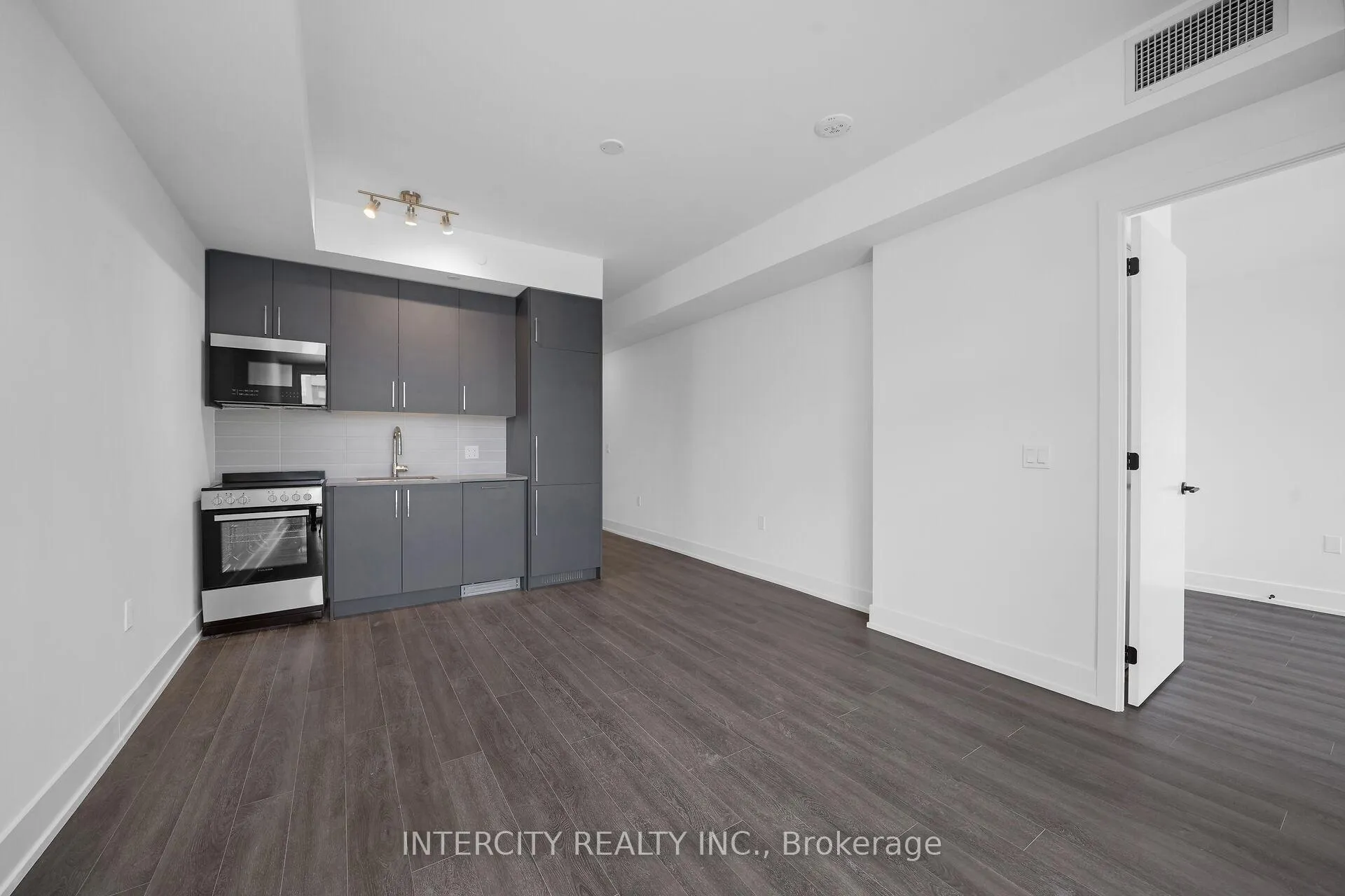Photo 14 of Unit 215, 2075 King Road, King, King City — HOMEH
