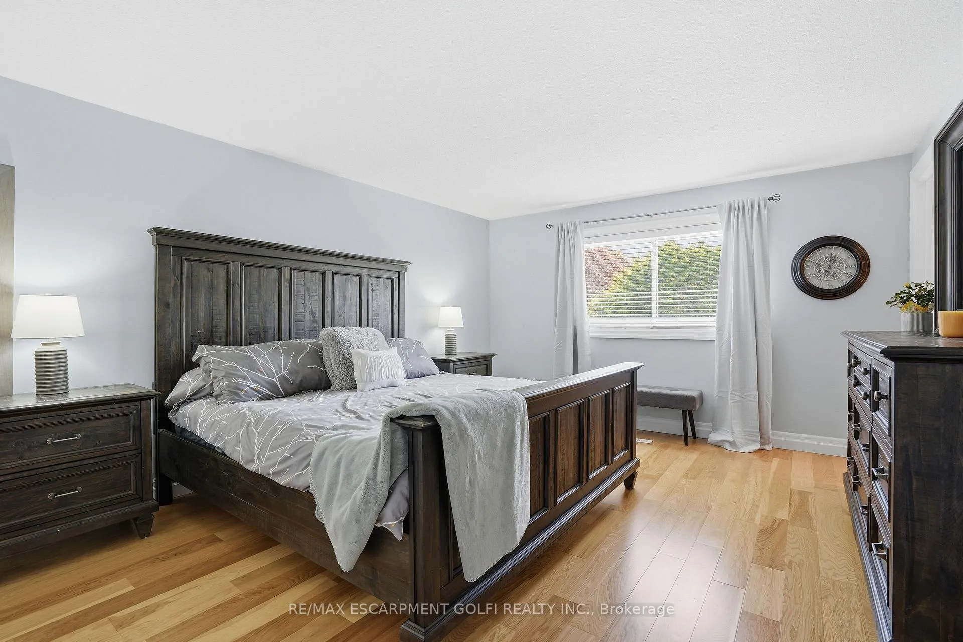 Photo 16 of 1 Oakmeadow Place, St. Catharines, Lakeshore — HOMEH