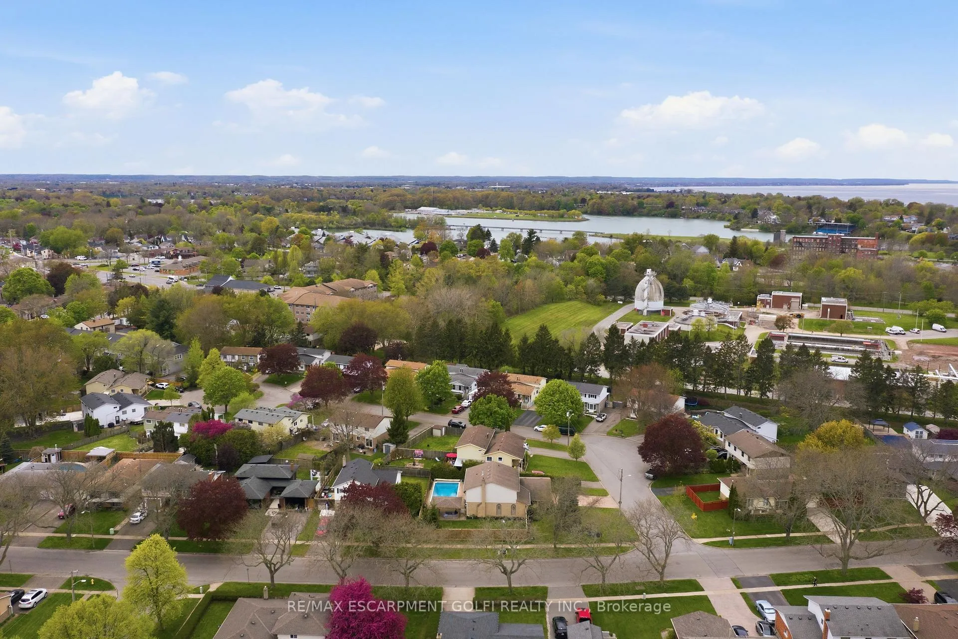 Photo 45 of 1 Oakmeadow Place, St. Catharines, Lakeshore — HOMEH
