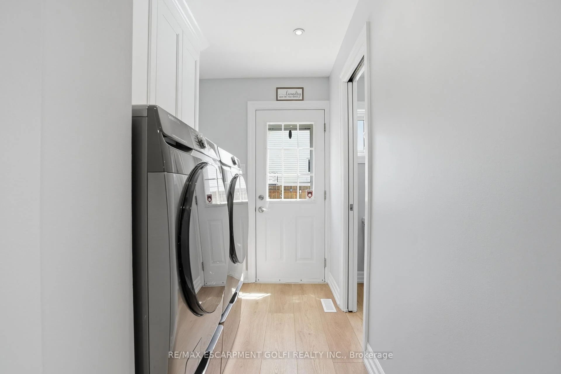 Photo 58 of 1 Oakmeadow Place, St. Catharines, Lakeshore — HOMEH