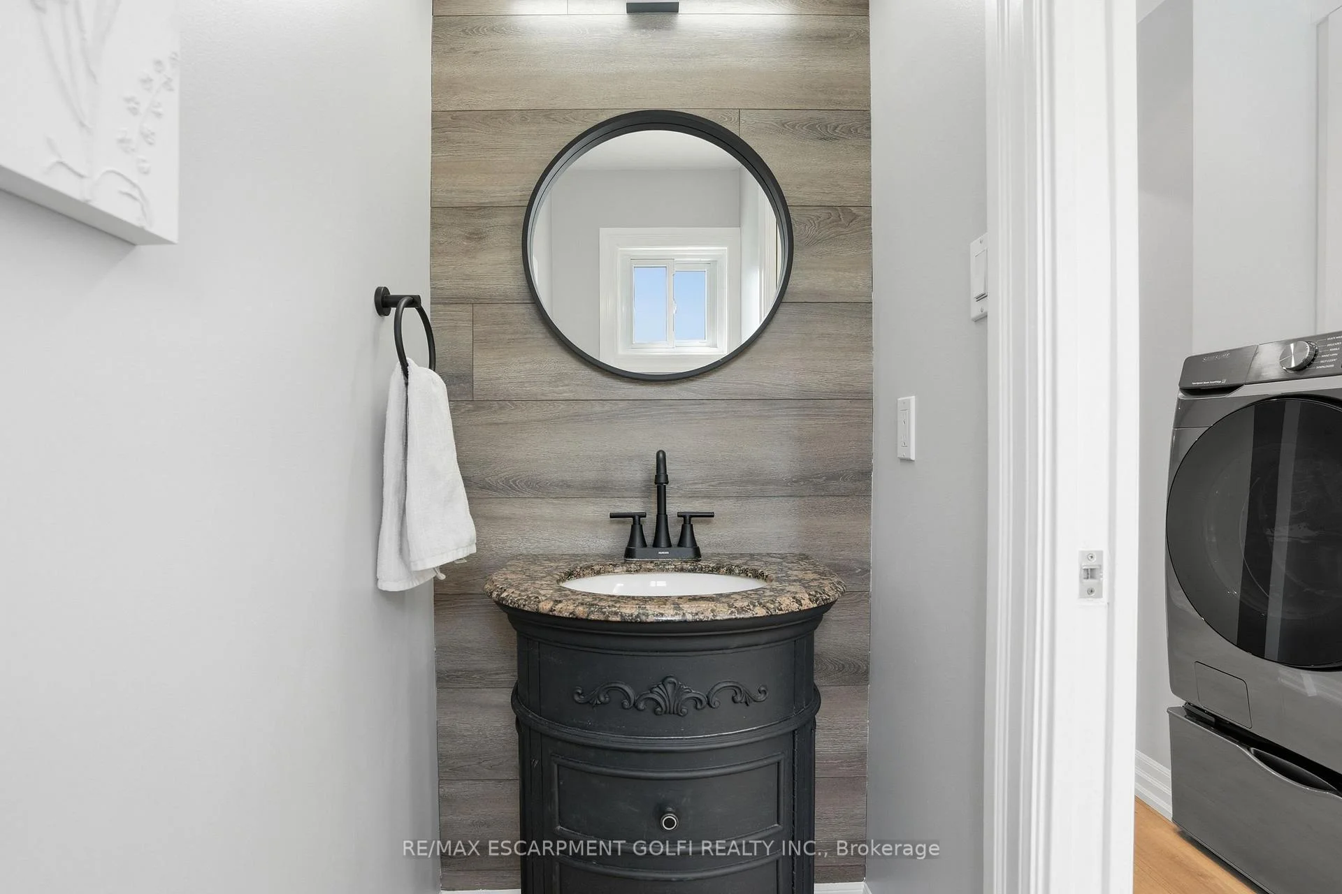 Photo 59 of 1 Oakmeadow Place, St. Catharines, Lakeshore — HOMEH