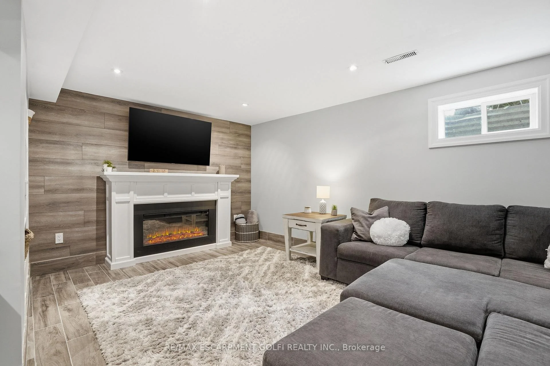 Photo 69 of 1 Oakmeadow Place, St. Catharines, Lakeshore — HOMEH