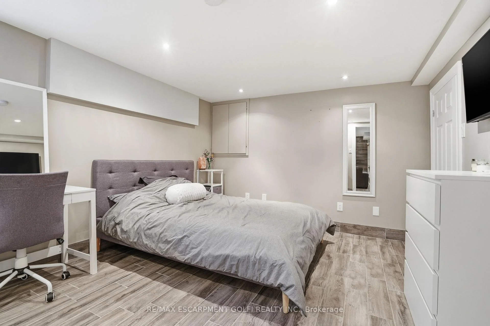 Photo 70 of 1 Oakmeadow Place, St. Catharines, Lakeshore — HOMEH