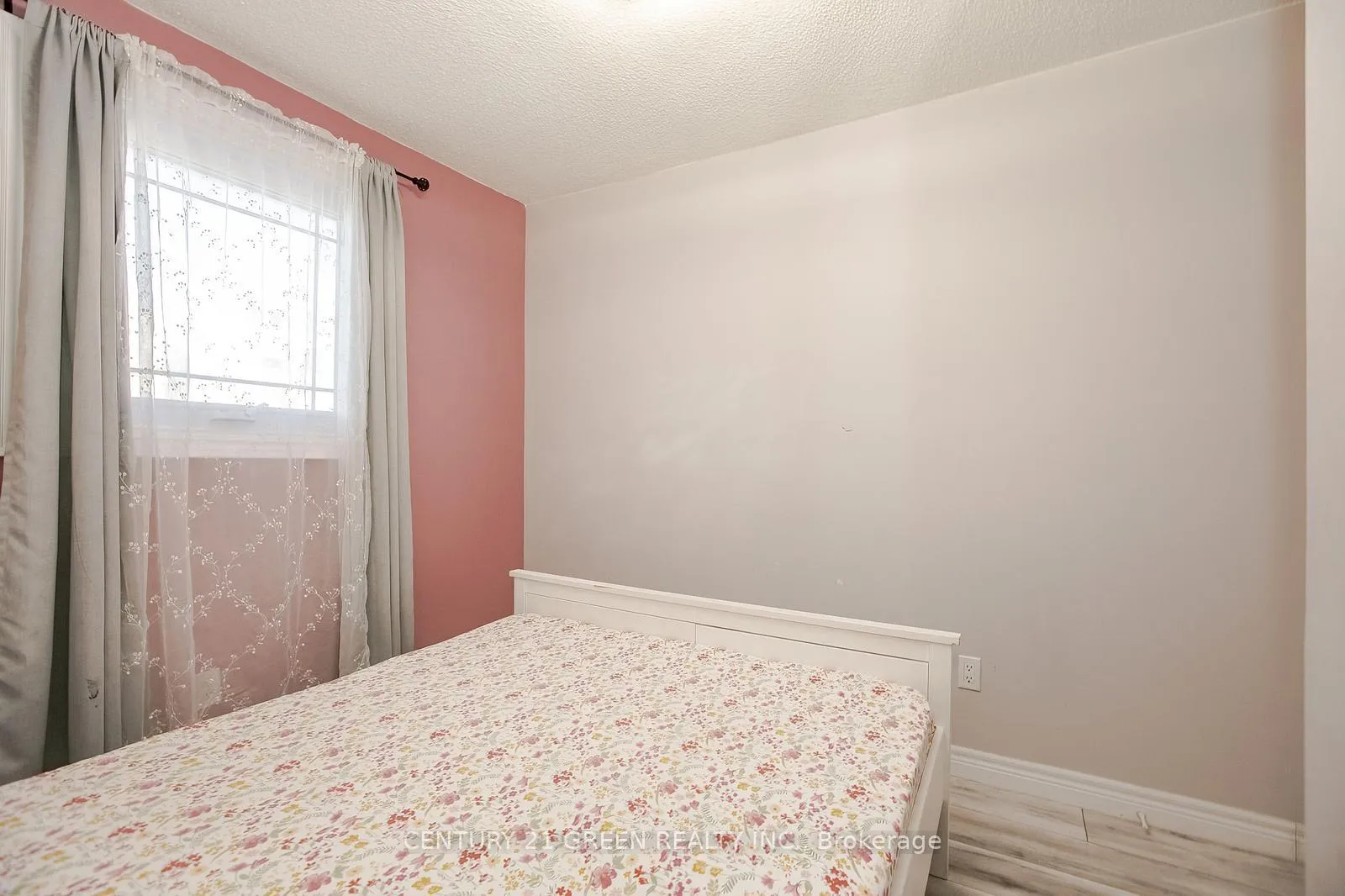 Photo 33 of 231 Murray Street, Brampton, Brampton West — HOMEH
