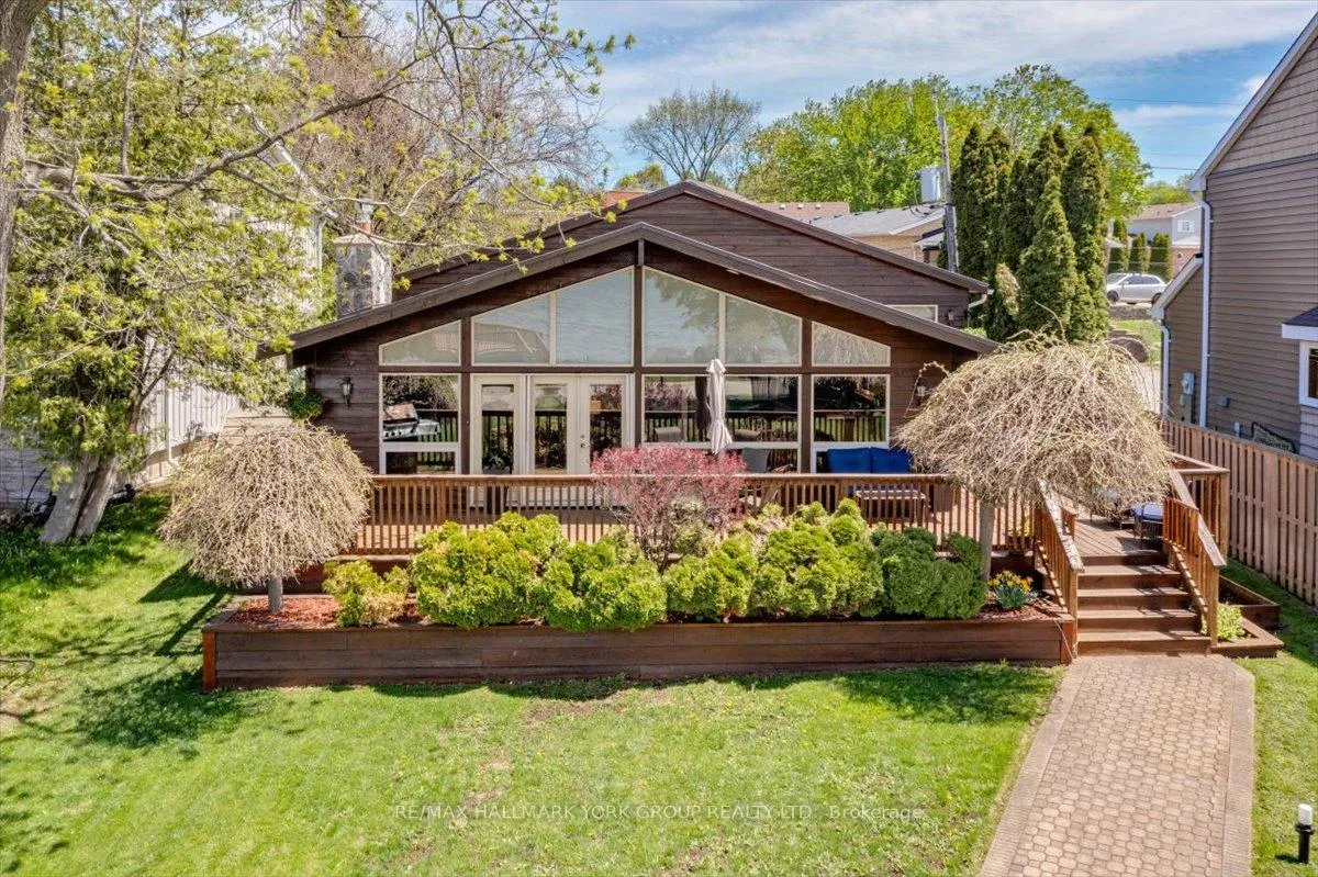 Photo 9 of 229 Lake Drive N, Georgina, Historic Lakeshore Communities — HOMEH