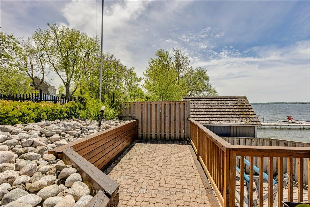 Photo 39 of 229 Lake Drive N, Georgina, Historic Lakeshore Communities — HOMEH