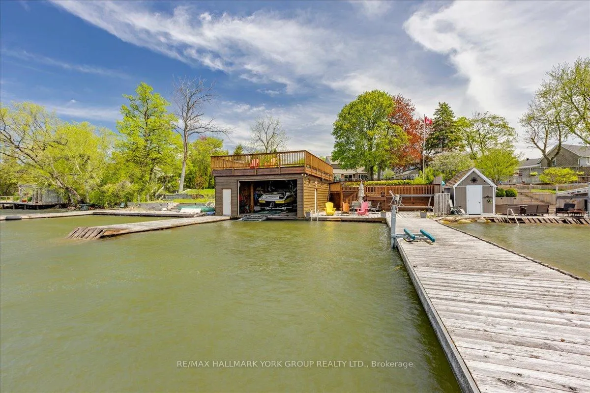 Photo 43 of 229 Lake Drive N, Georgina, Historic Lakeshore Communities — HOMEH
