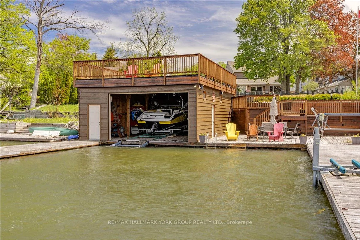 Photo 44 of 229 Lake Drive N, Georgina, Historic Lakeshore Communities — HOMEH
