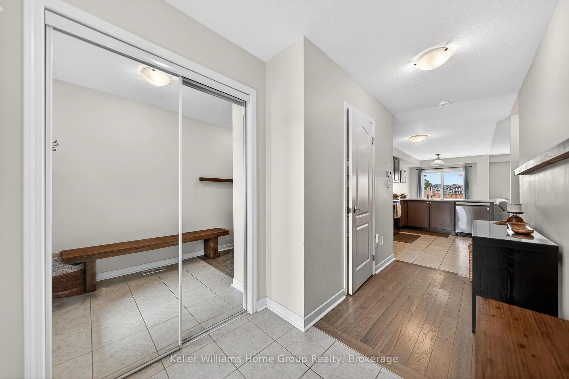 Photo 6 of 276 Bedrock Drive, Hamilton, Stoney Creek Mountain — HOMEH