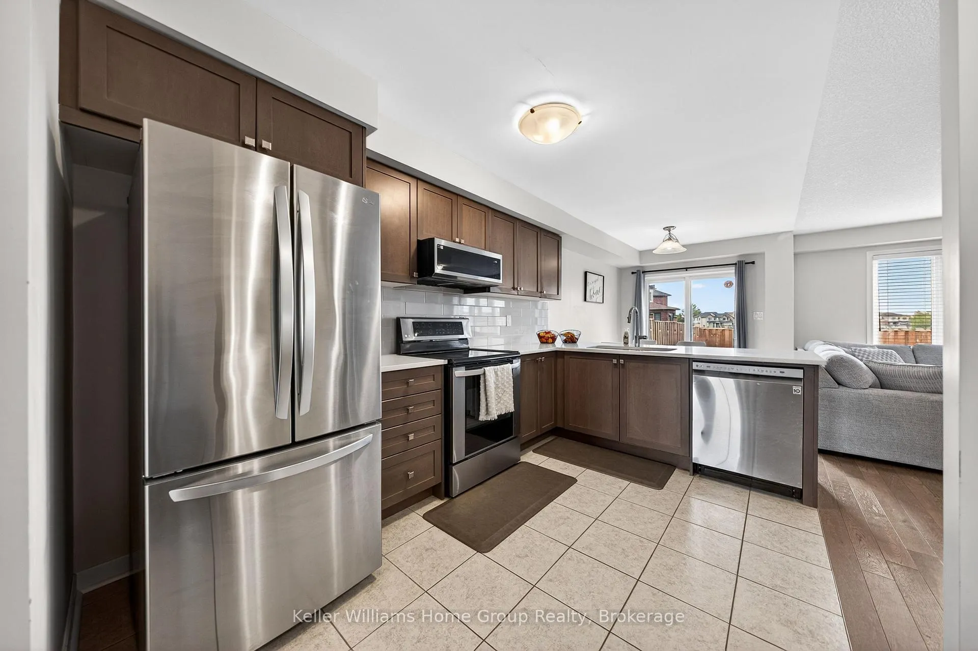 Photo 8 of 276 Bedrock Drive, Hamilton, Stoney Creek Mountain — HOMEH