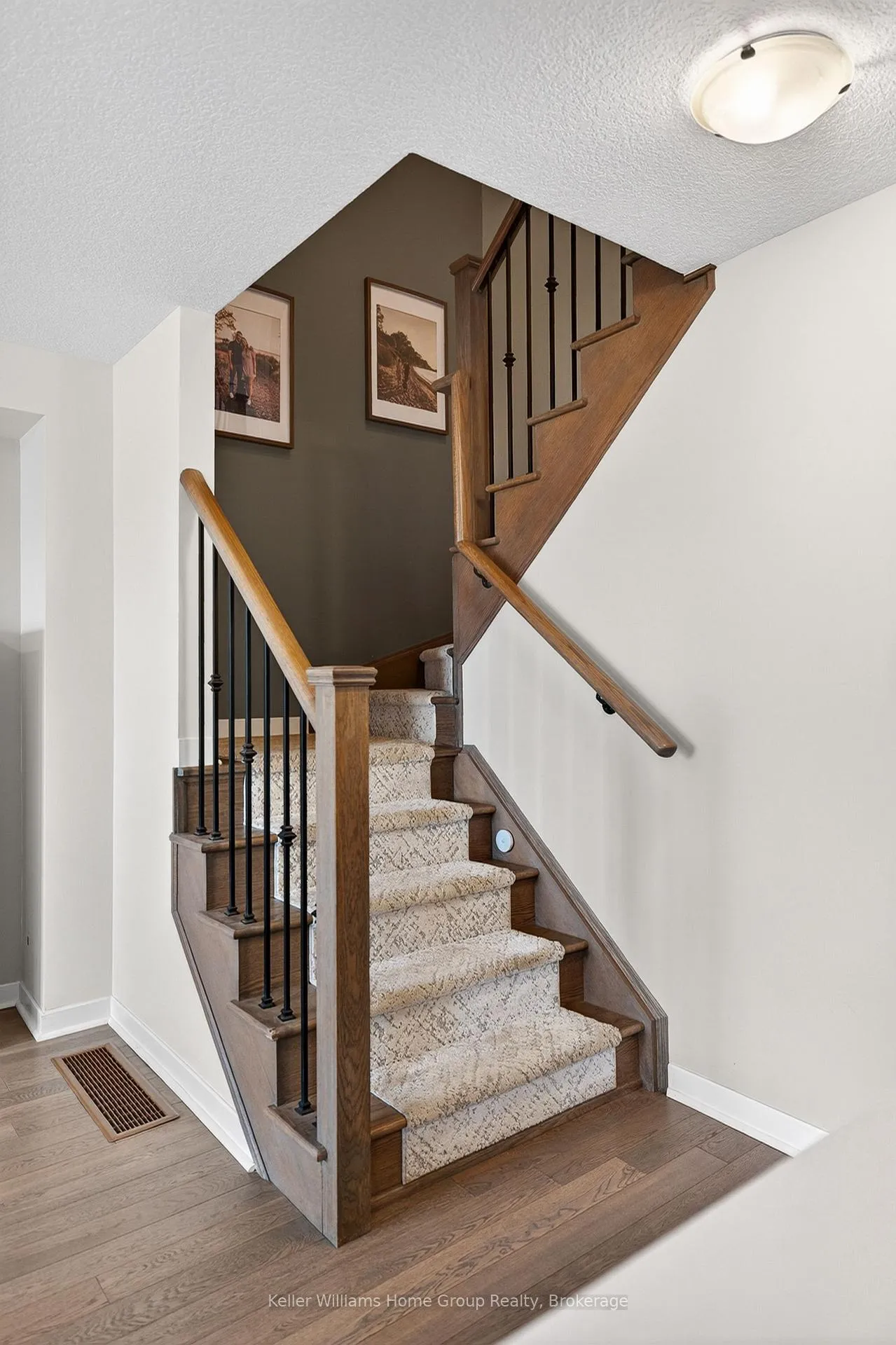 Photo 16 of 276 Bedrock Drive, Hamilton, Stoney Creek Mountain — HOMEH