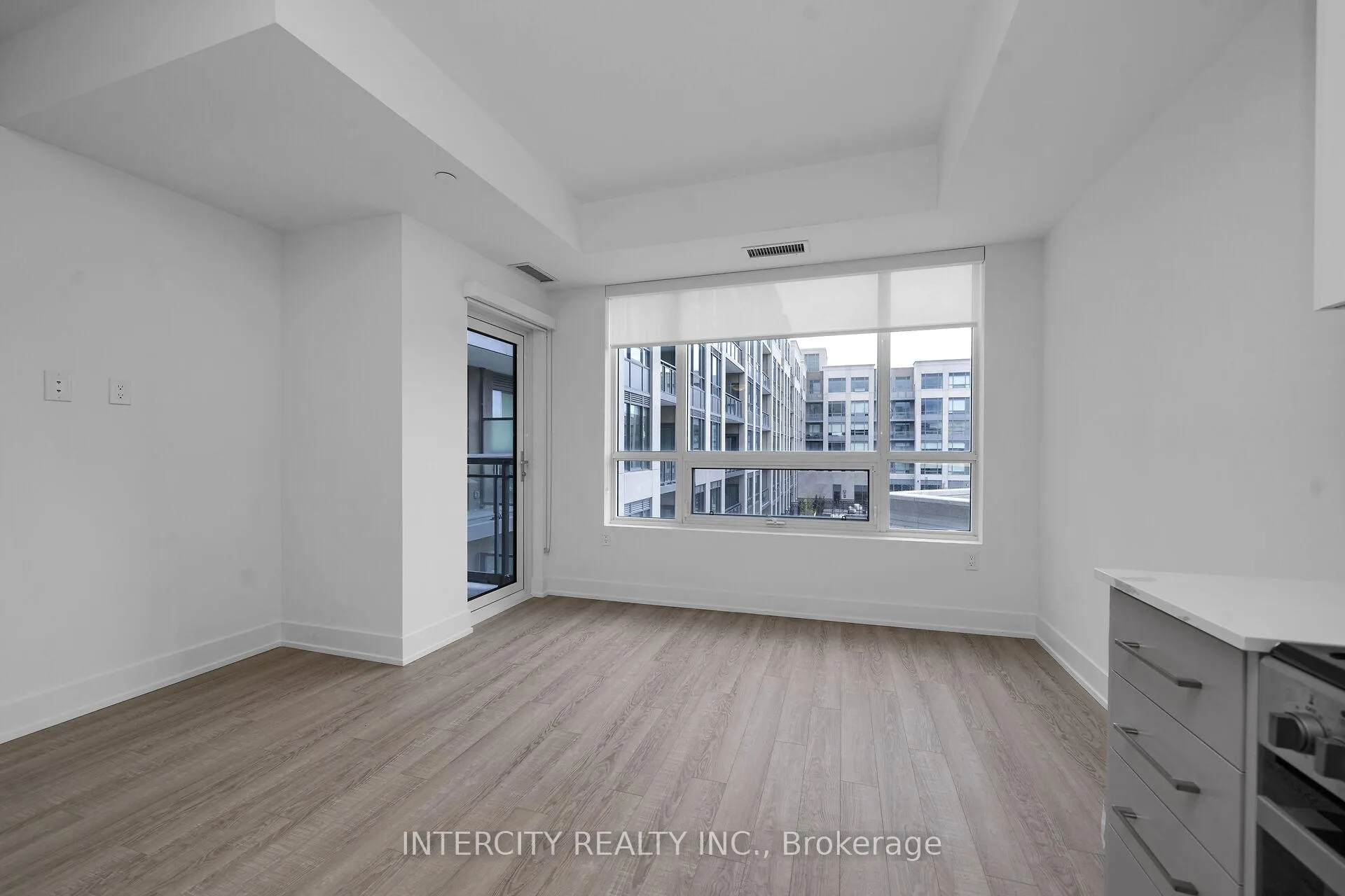 Photo 15 of Unit 312, 2075 King Road, King, King City — HOMEH