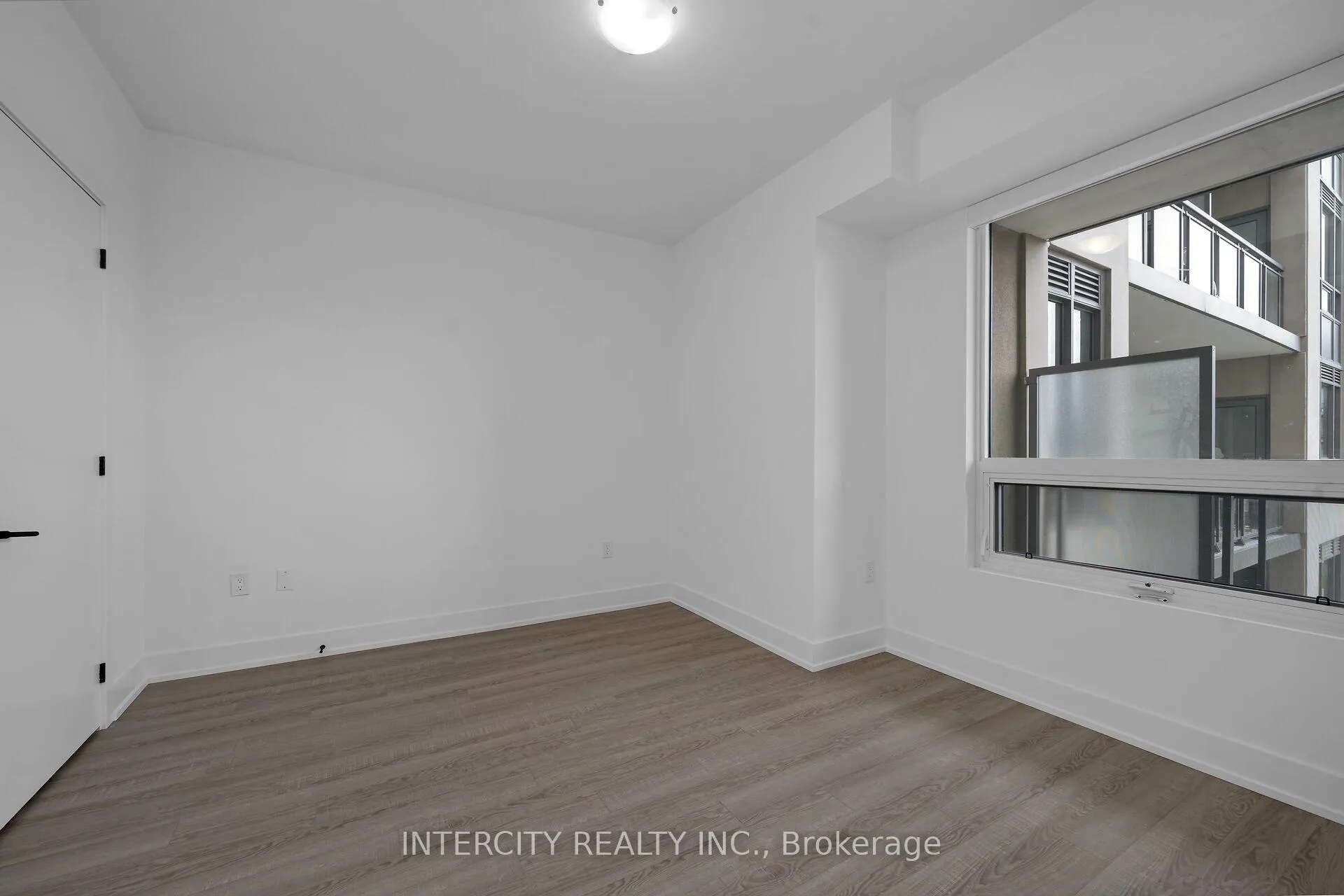 Photo 17 of Unit 312, 2075 King Road, King, King City — HOMEH