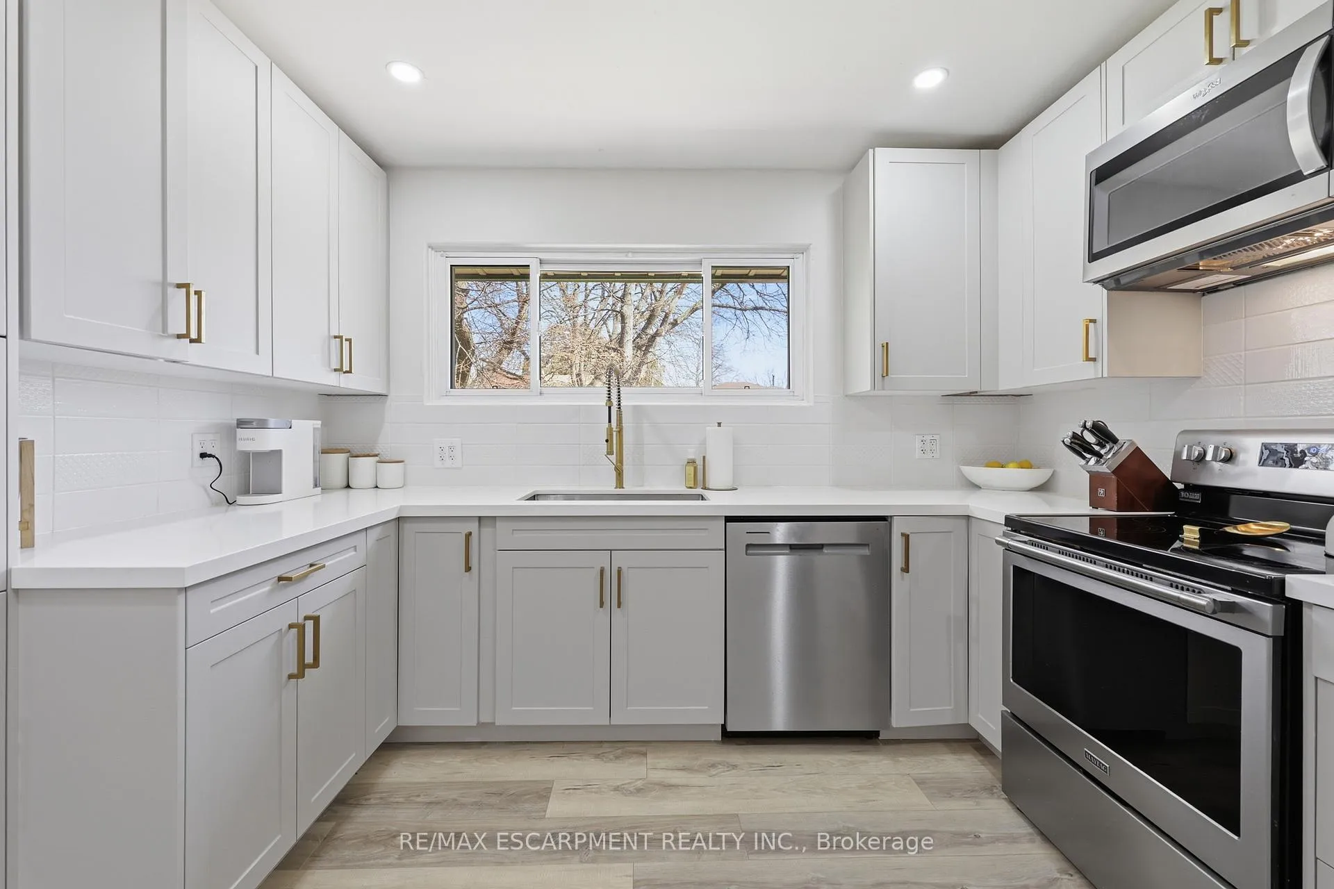 Photo 12 of 59 Purvis Drive, Hamilton, Ainslie Wood — HOMEH