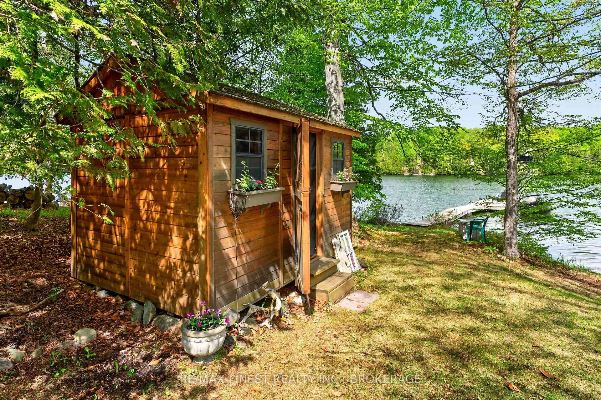 Photo 8 of 19 Gull Bay Lane, Frontenac, Frontenac South — HOMEH