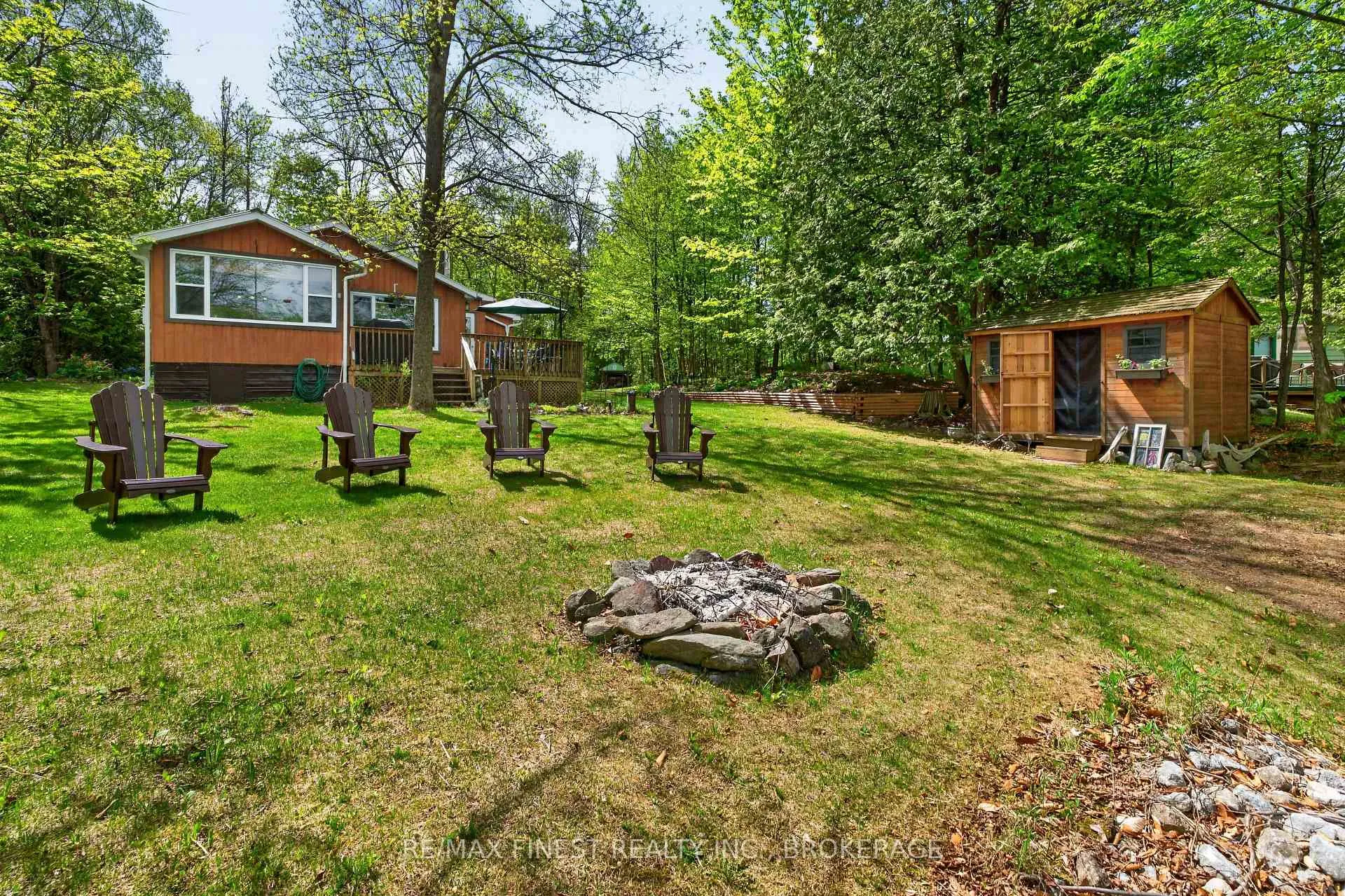 Photo 12 of 19 Gull Bay Lane, Frontenac, Frontenac South — HOMEH