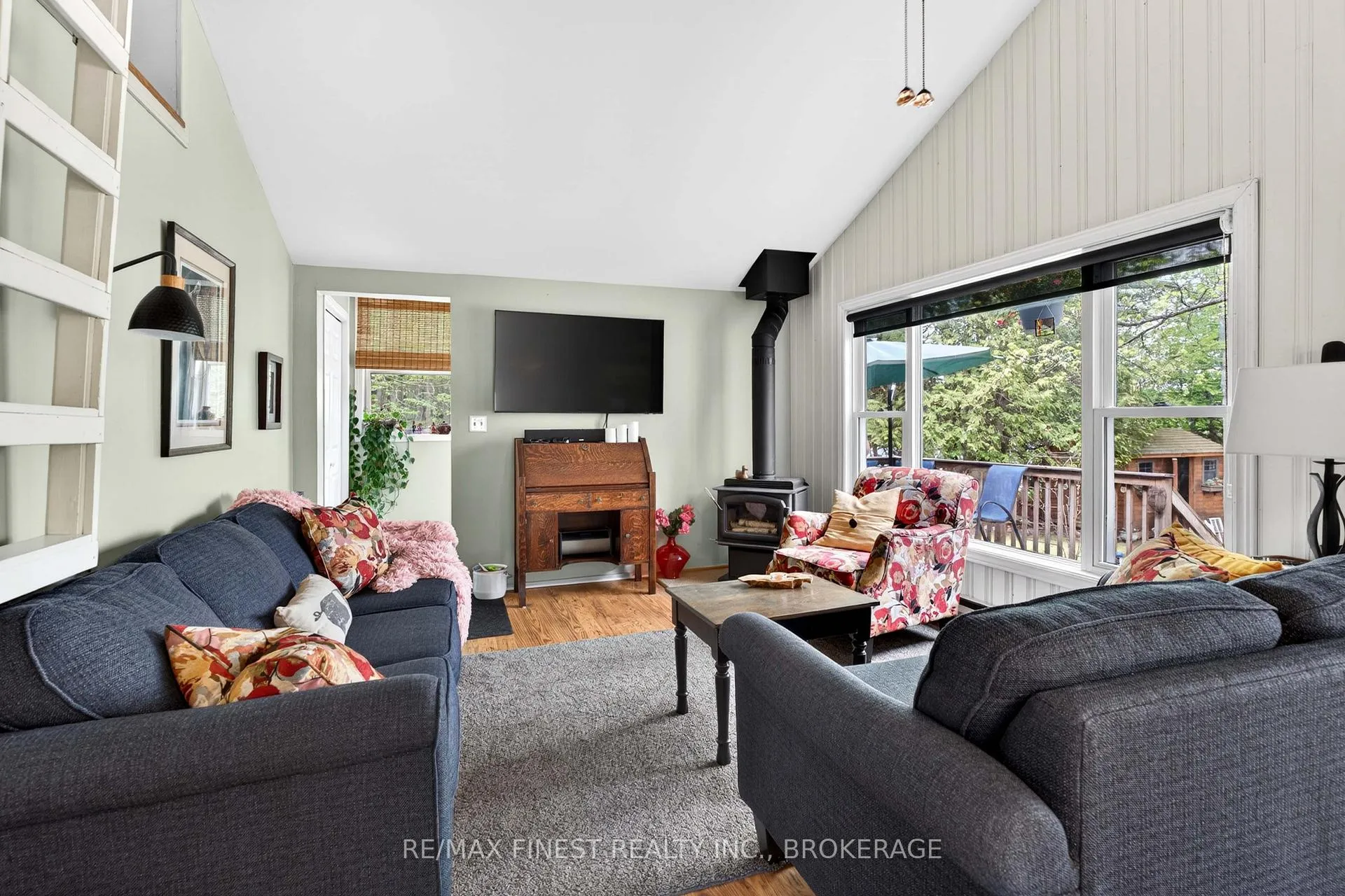 Photo 18 of 19 Gull Bay Lane, Frontenac, Frontenac South — HOMEH