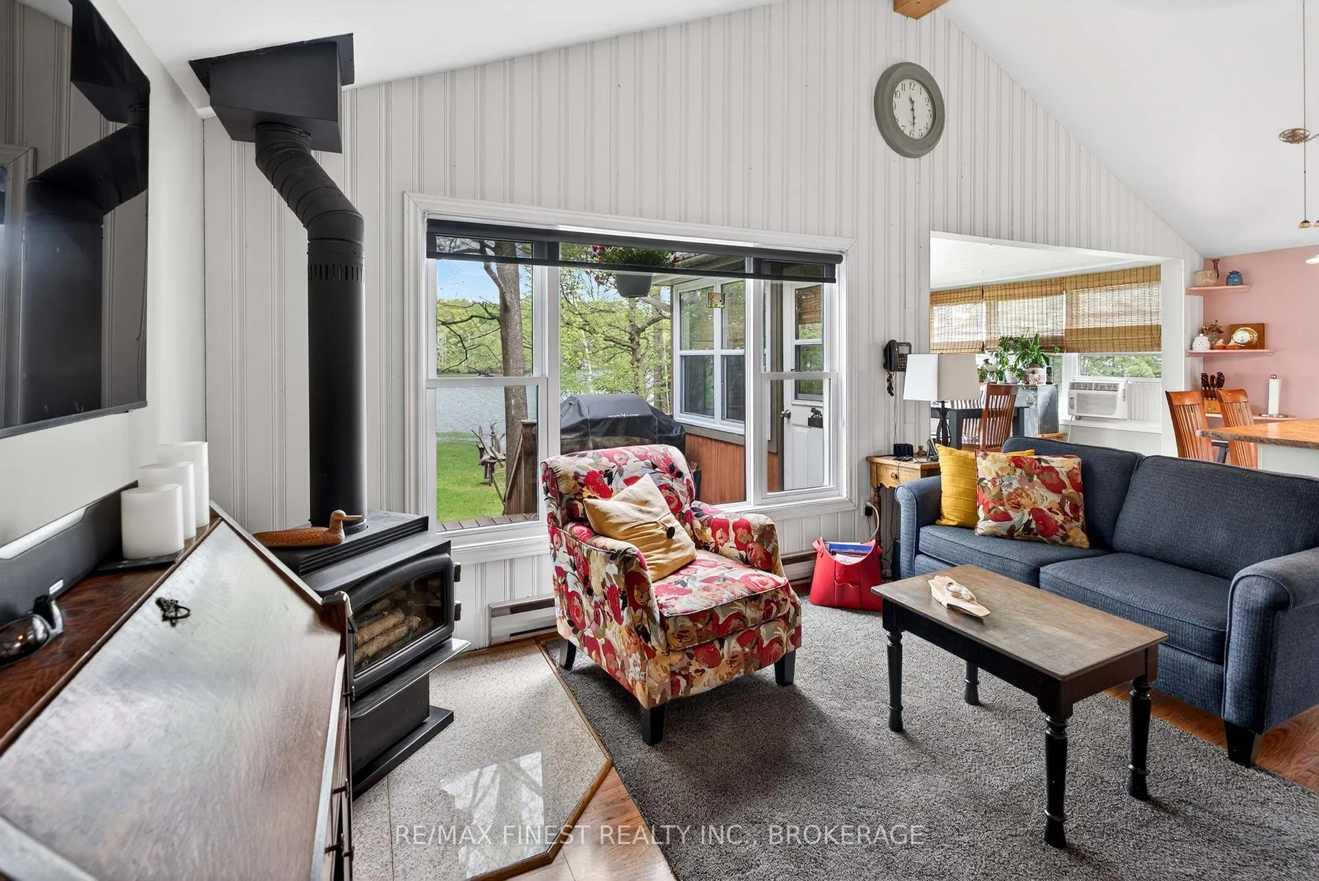 Photo 20 of 19 Gull Bay Lane, Frontenac, Frontenac South — HOMEH