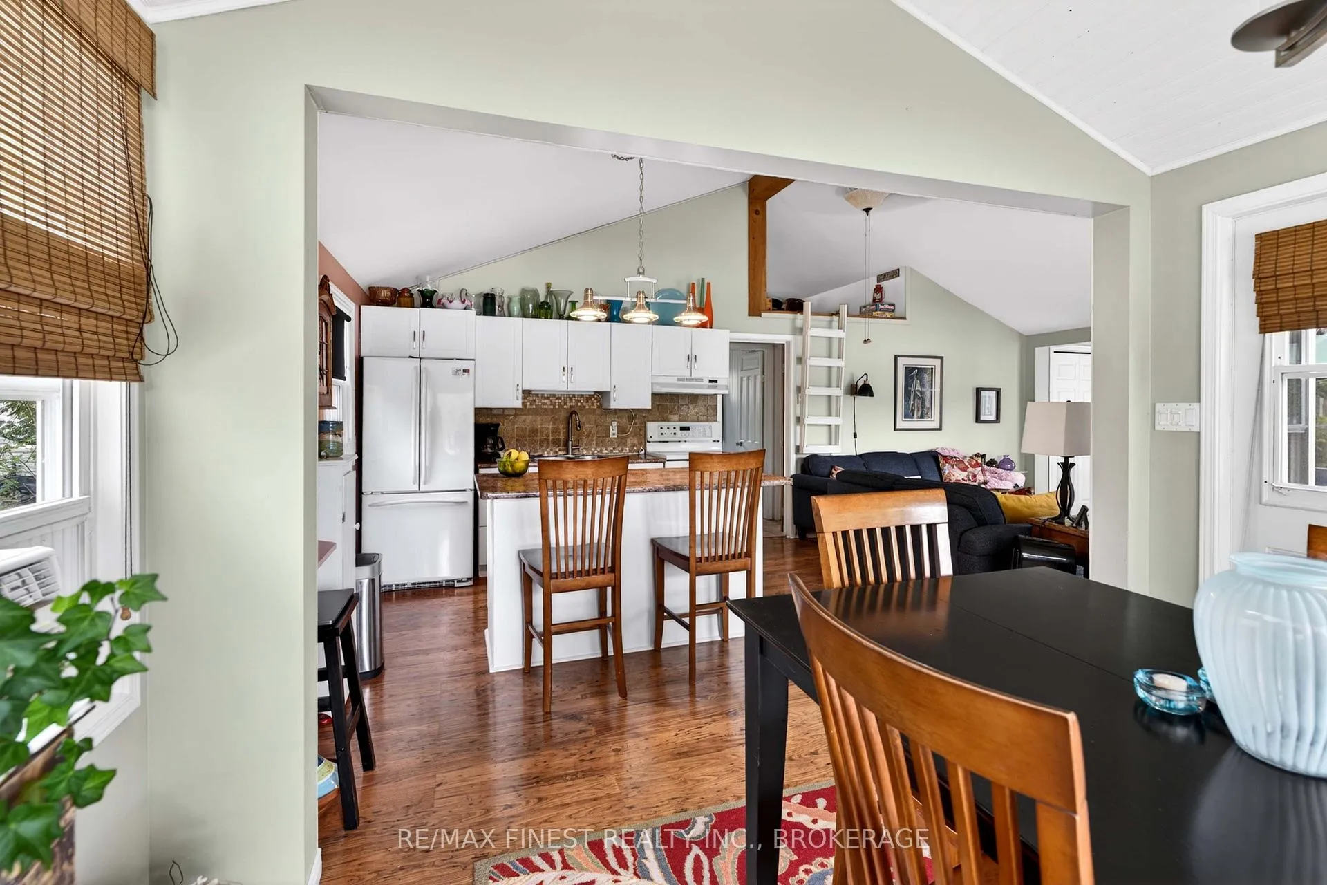 Photo 28 of 19 Gull Bay Lane, Frontenac, Frontenac South — HOMEH