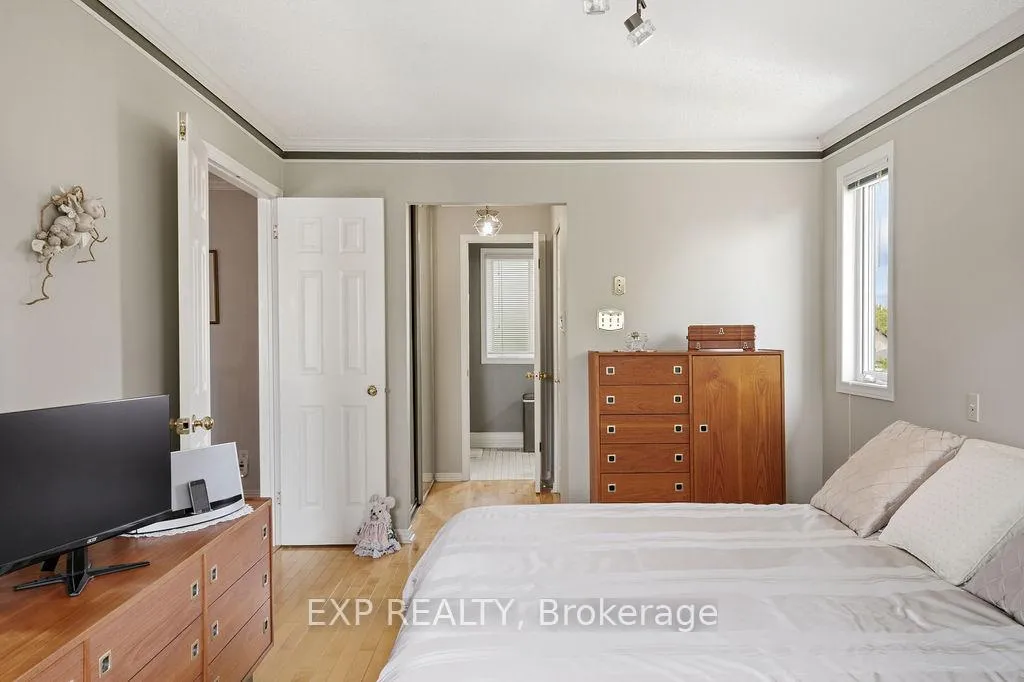 Photo 30 of 1536 Michaelsem Street, Ottawa, Chateauneuf — HOMEH