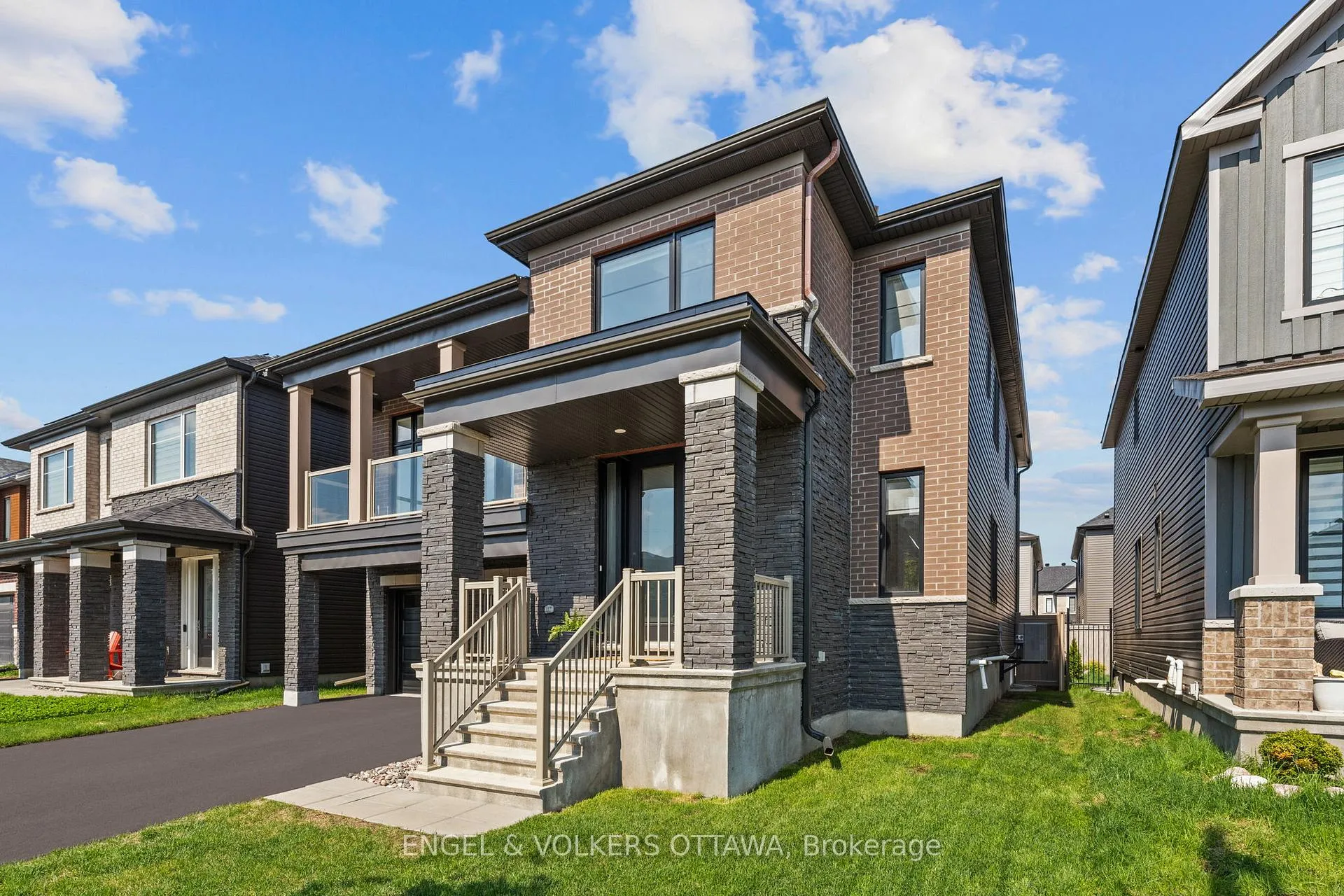 Photo 3 of 612 Ribbon Street, Ottawa, Mahogany Community — HOMEH
