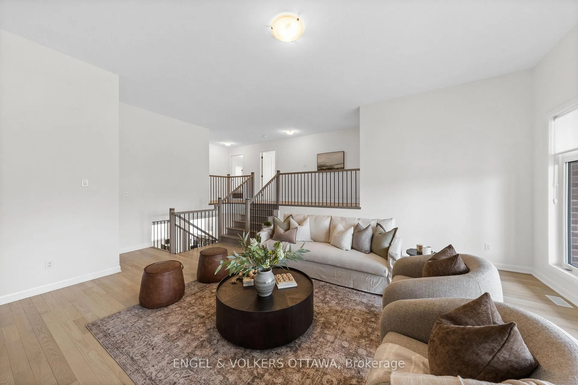 Photo 30 of 612 Ribbon Street, Ottawa, Mahogany Community — HOMEH