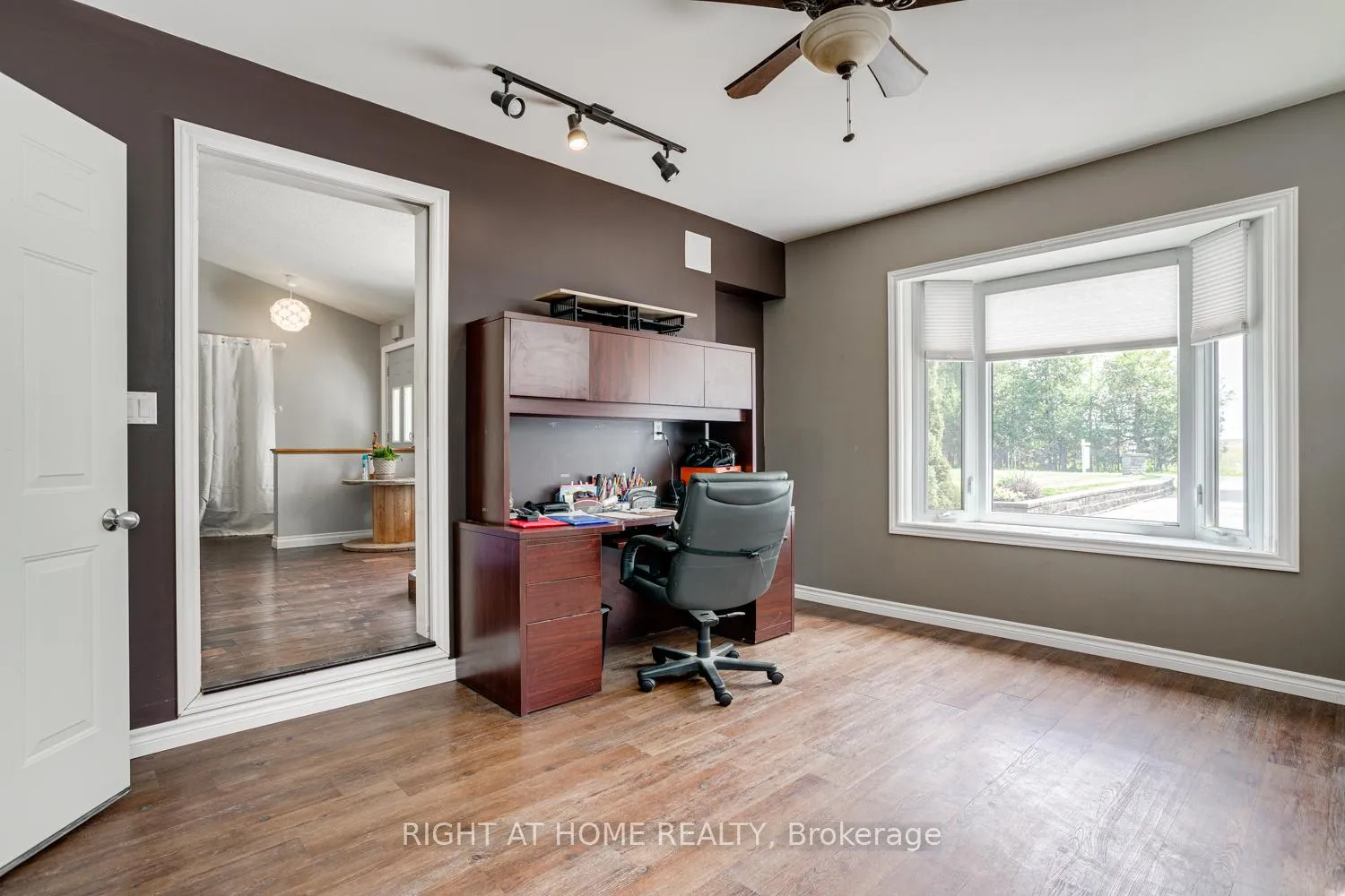 Photo 7 of 2903 Pine Point Road, Scugog, Port Perry — HOMEH