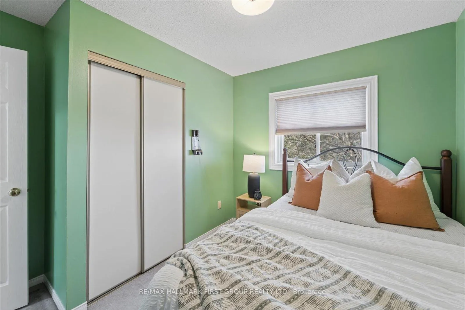 Photo 15 of 95 Vail Meadows Crescent, Clarington, Bowmanville — HOMEH