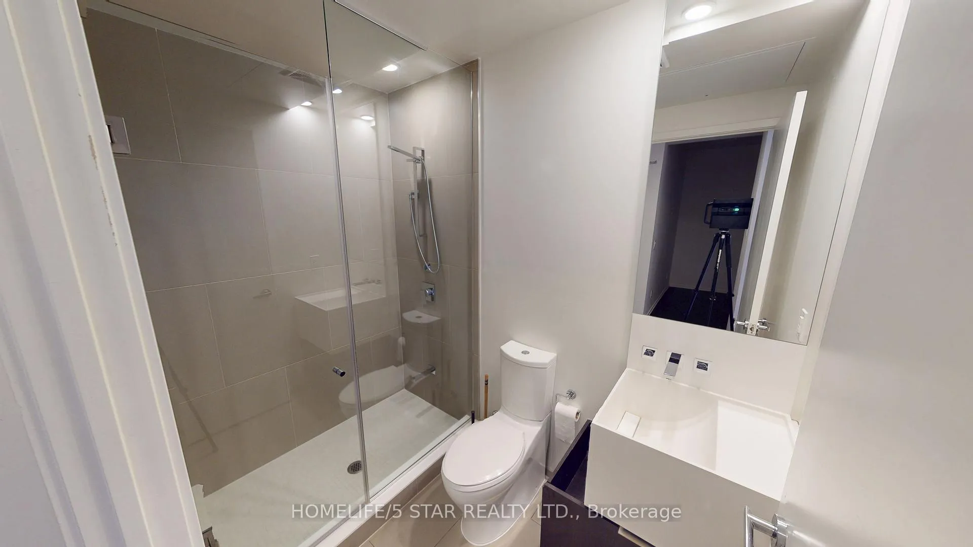 Photo 12 of Unit 4407, 1 Bloor Street E, Toronto, Church-Yonge Corridor — HOMEH