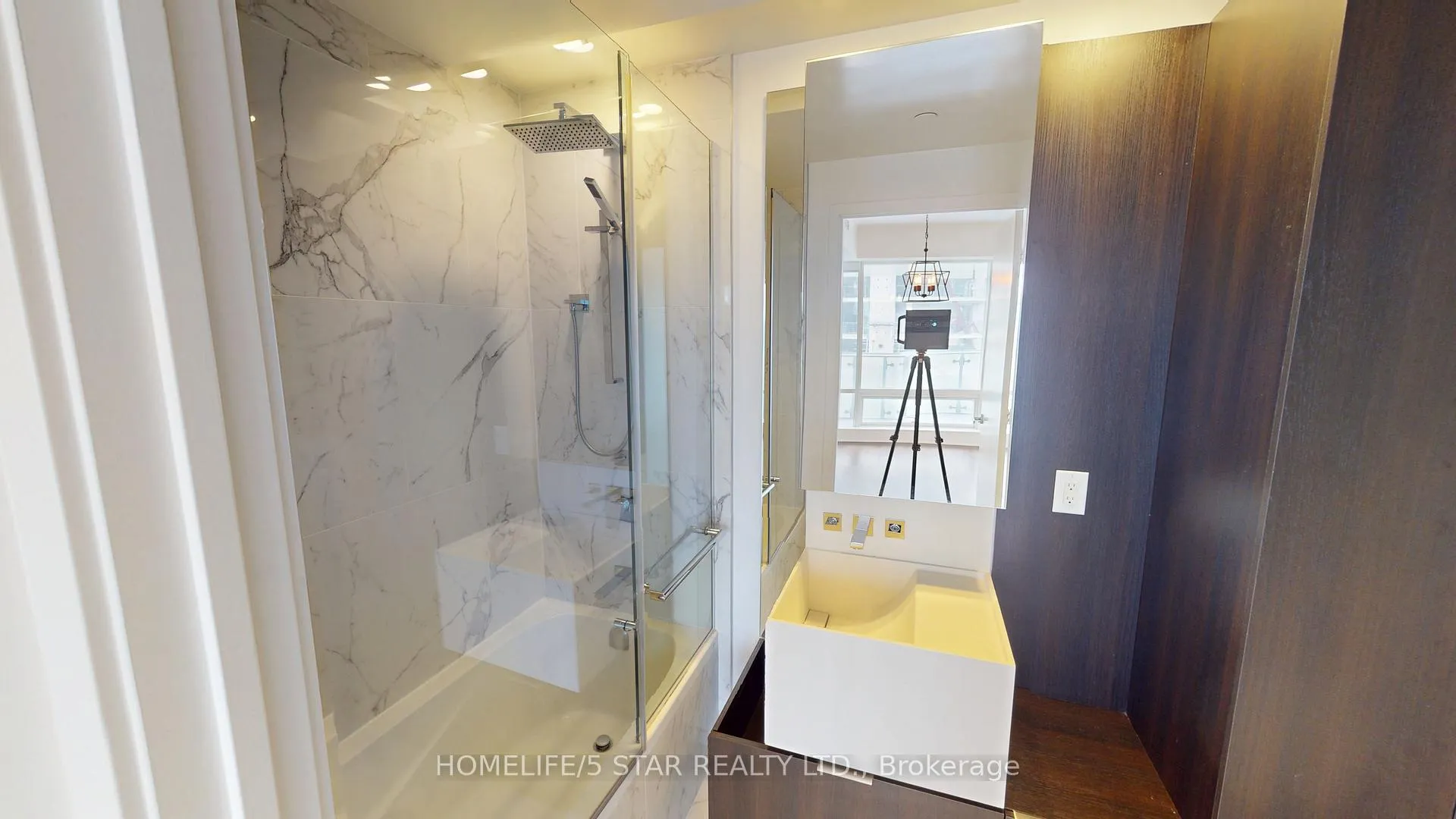 Photo 14 of Unit 4407, 1 Bloor Street E, Toronto, Church-Yonge Corridor — HOMEH
