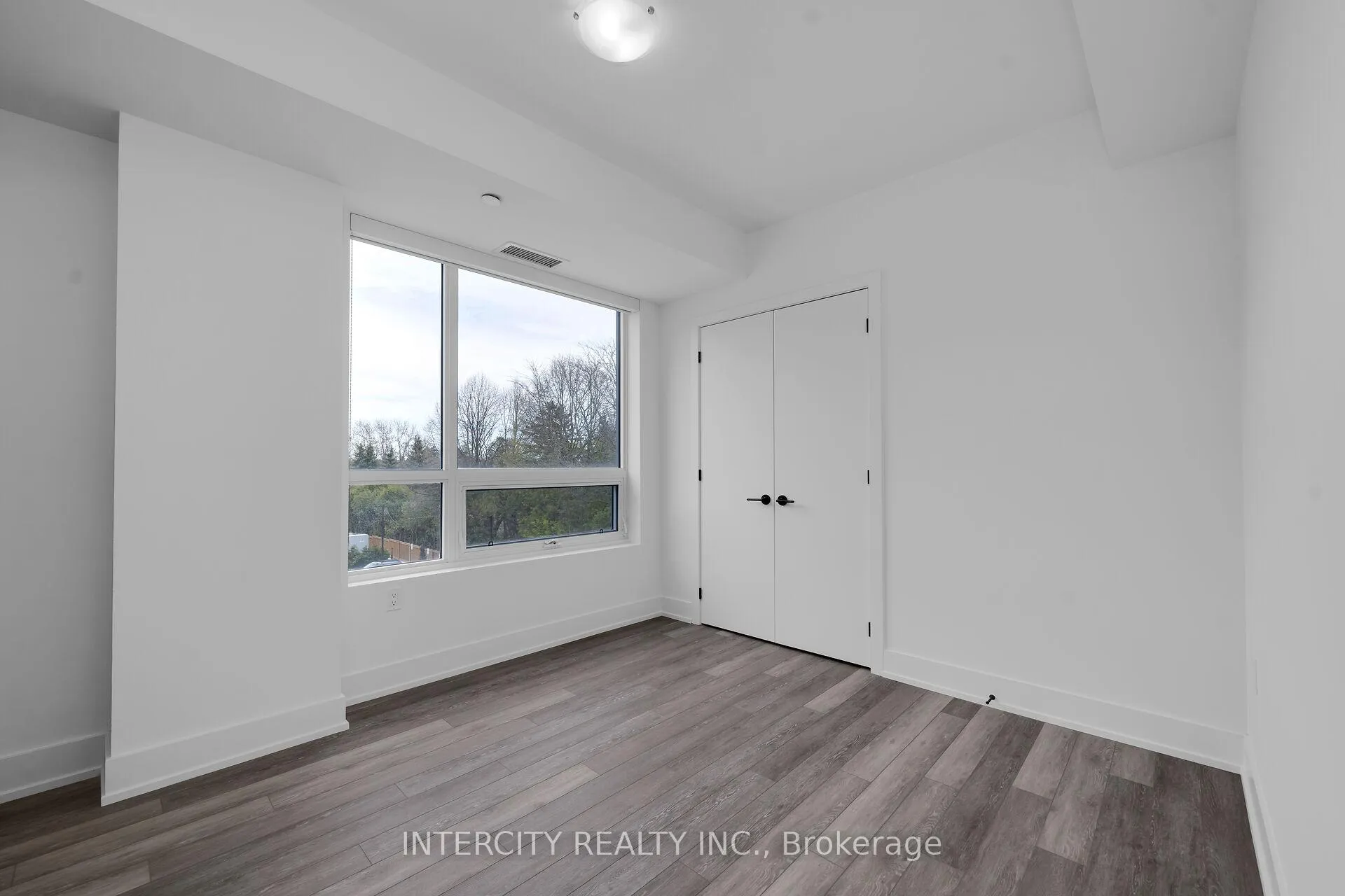 Photo 20 of Unit 316, 2075 King Road, King, King City — HOMEH