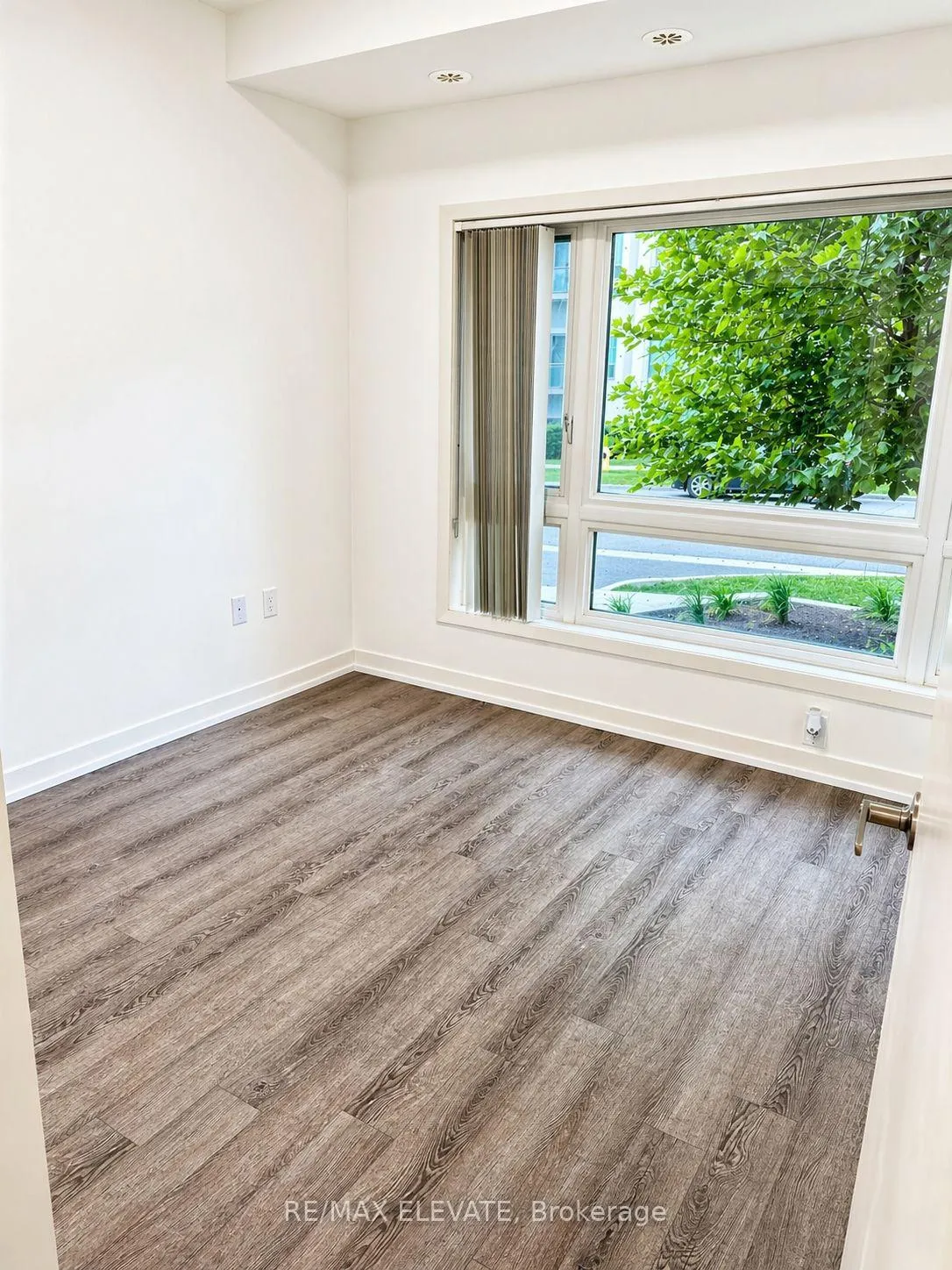 Photo 5 of 20 Orchid Place, Scarborough, Malvern — HOMEH