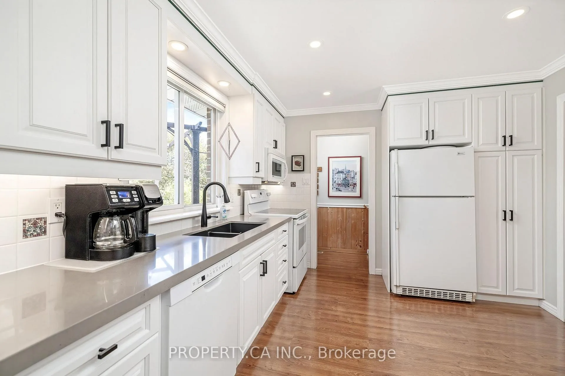Photo 12 of 6 Uplands Court, Halton Hills, Georgetown — HOMEH