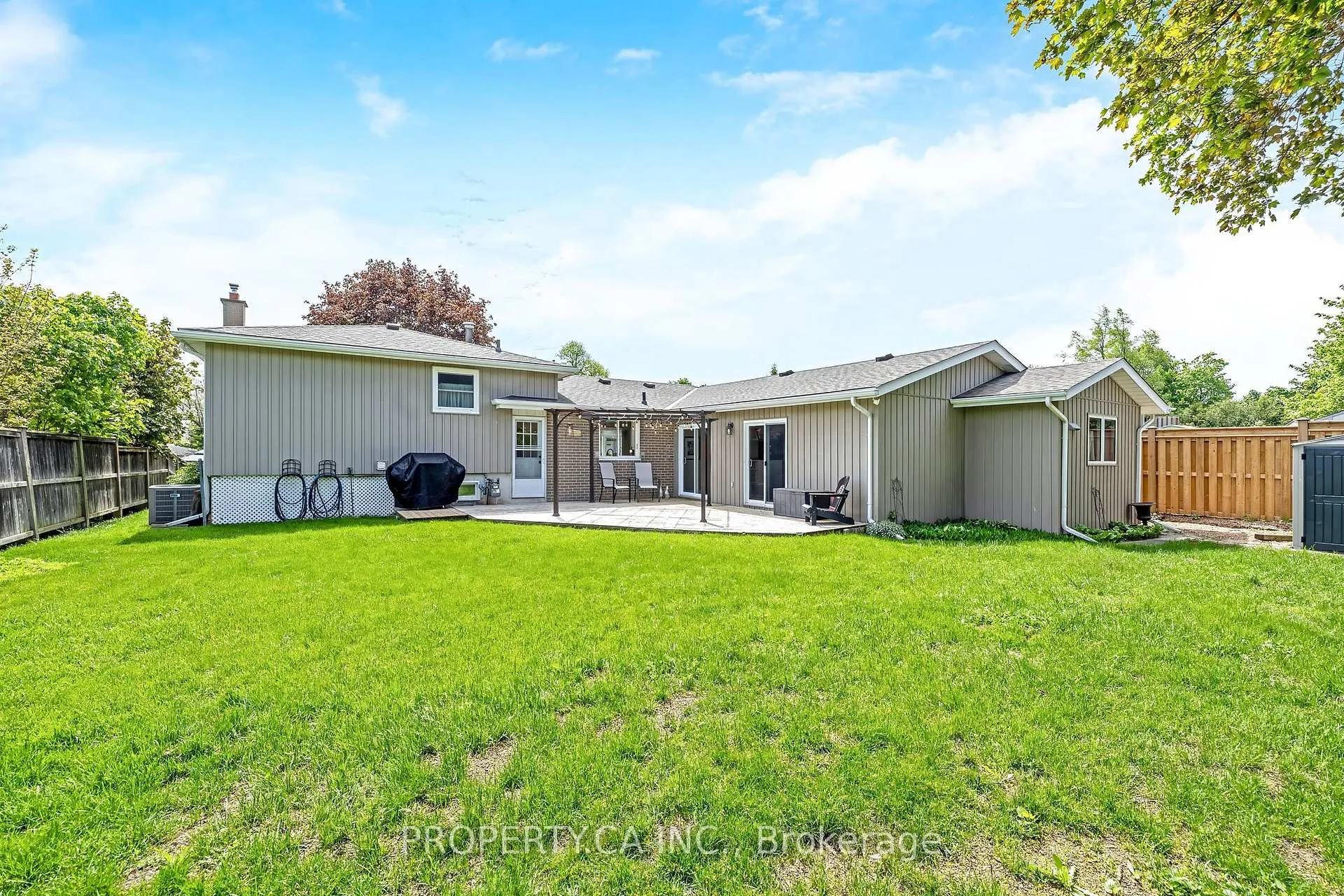 Photo 39 of 6 Uplands Court, Halton Hills, Georgetown — HOMEH