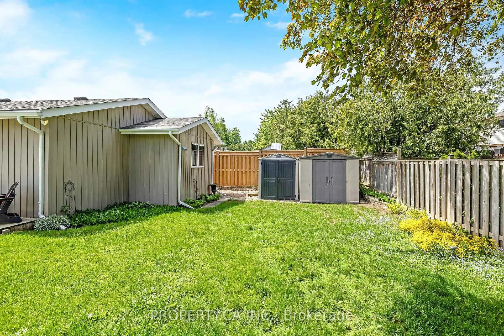 Photo 40 of 6 Uplands Court, Halton Hills, Georgetown — HOMEH