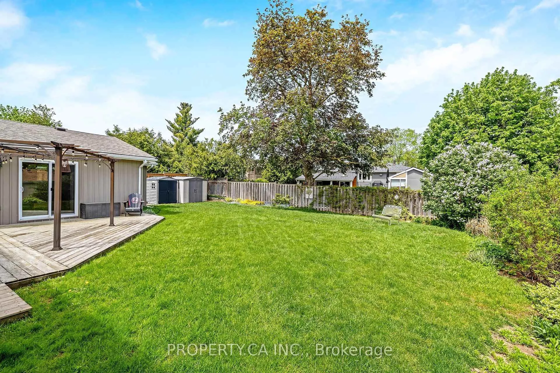 Photo 45 of 6 Uplands Court, Halton Hills, Georgetown — HOMEH