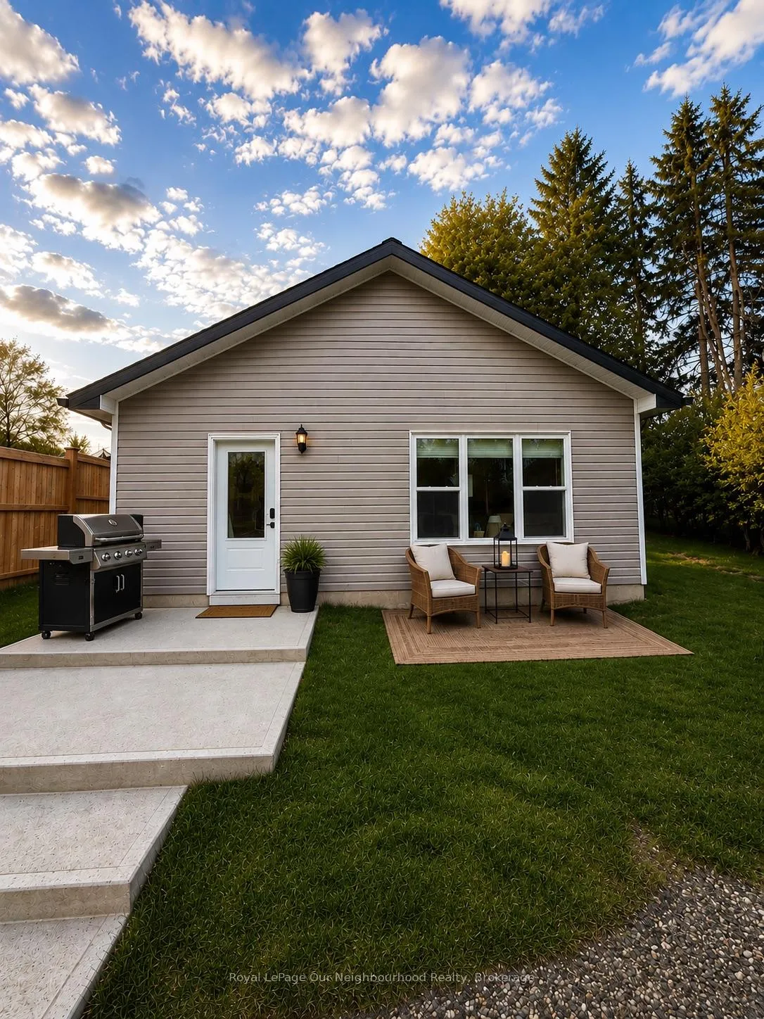 Photo 1 of Unit 3, 1287 Cartier Boulevard N, Peterborough, Northcrest Ward 5 — HOMEH