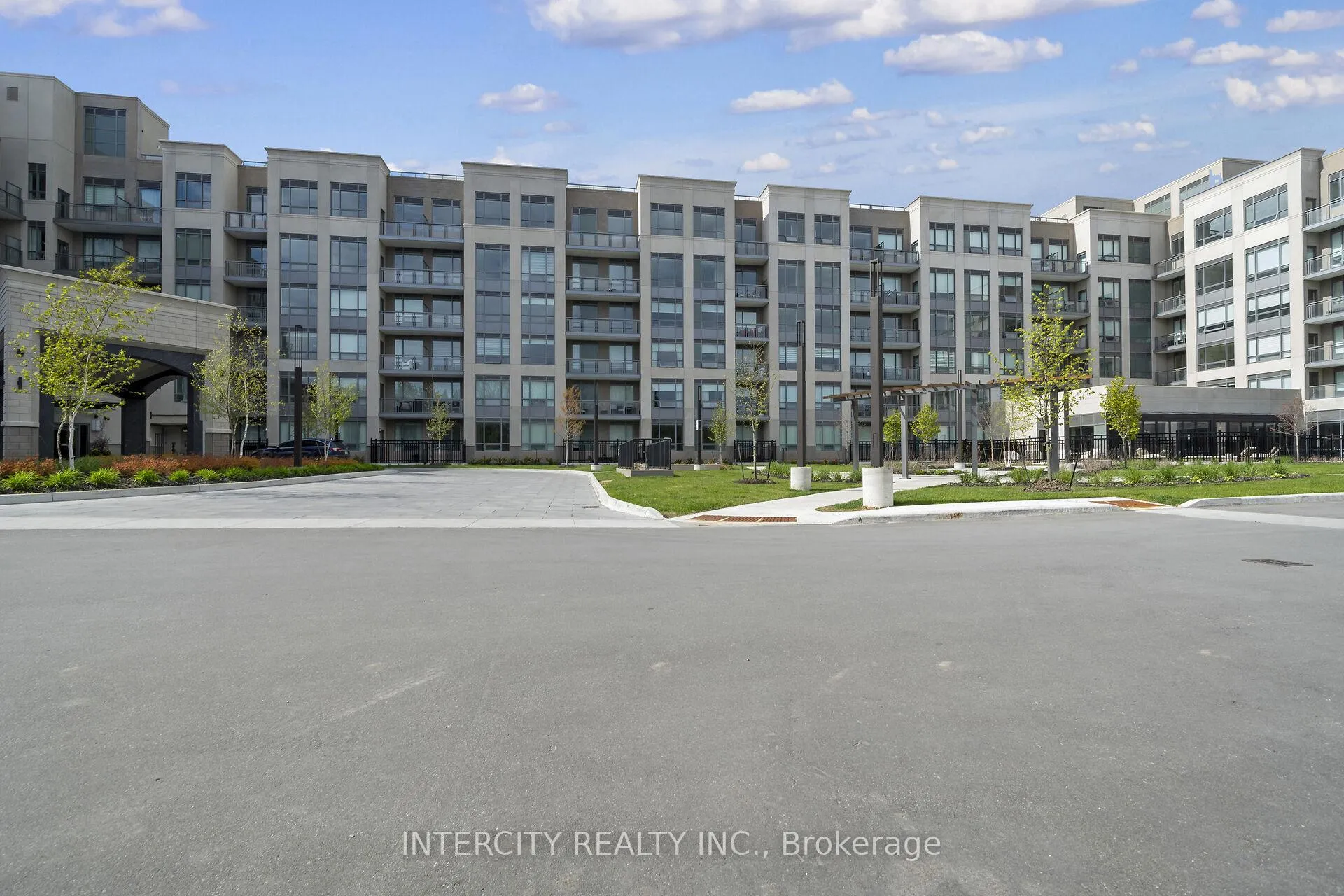 Photo 1 of Unit 321, 2075 King Road, King, King City — HOMEH