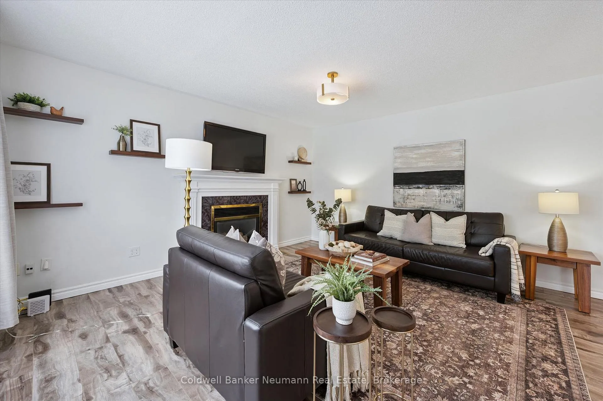 Photo 6 of 22 Sandpiper Drive, Guelph, Kortright Hills — HOMEH