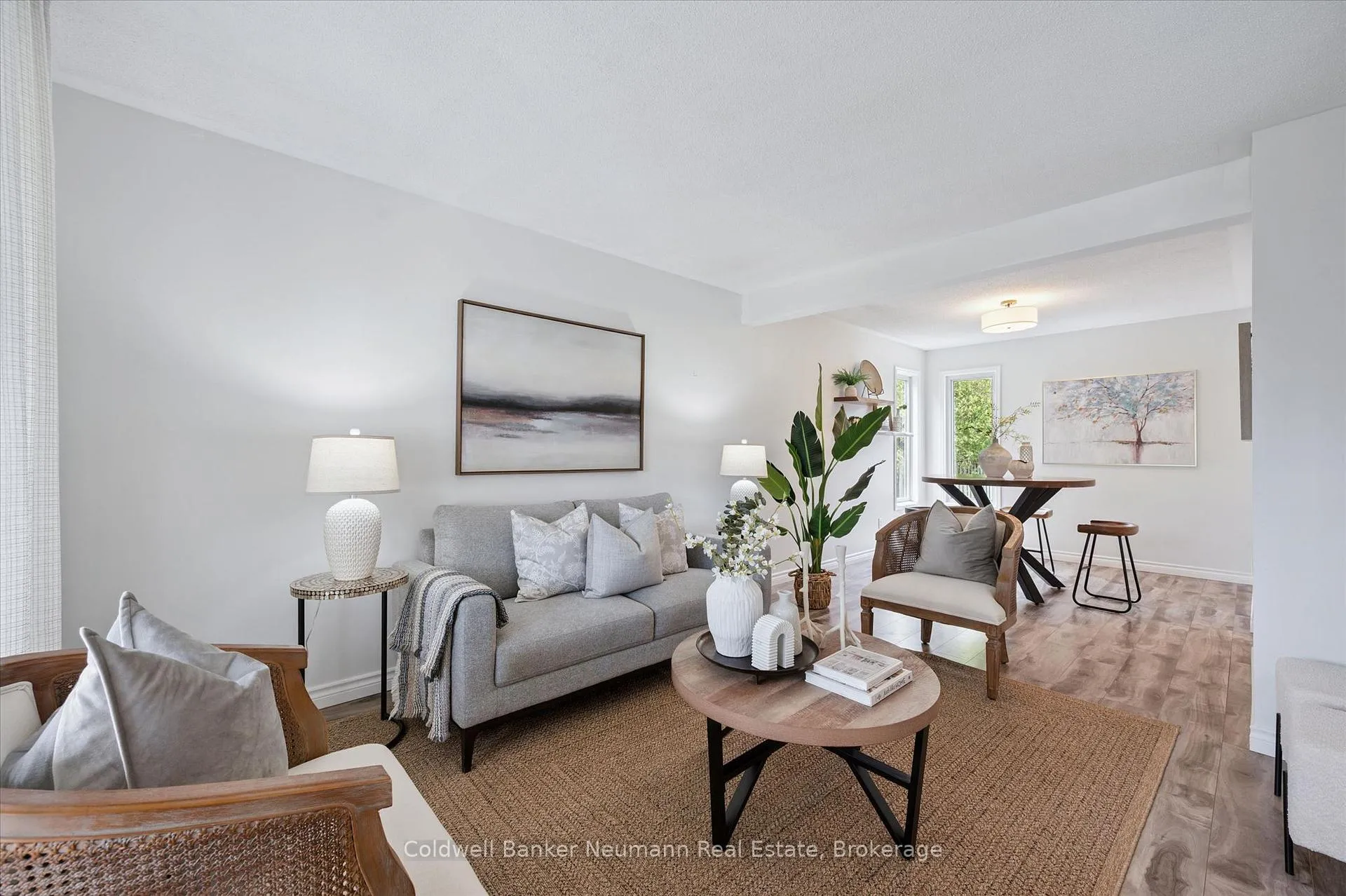 Photo 15 of 22 Sandpiper Drive, Guelph, Kortright Hills — HOMEH