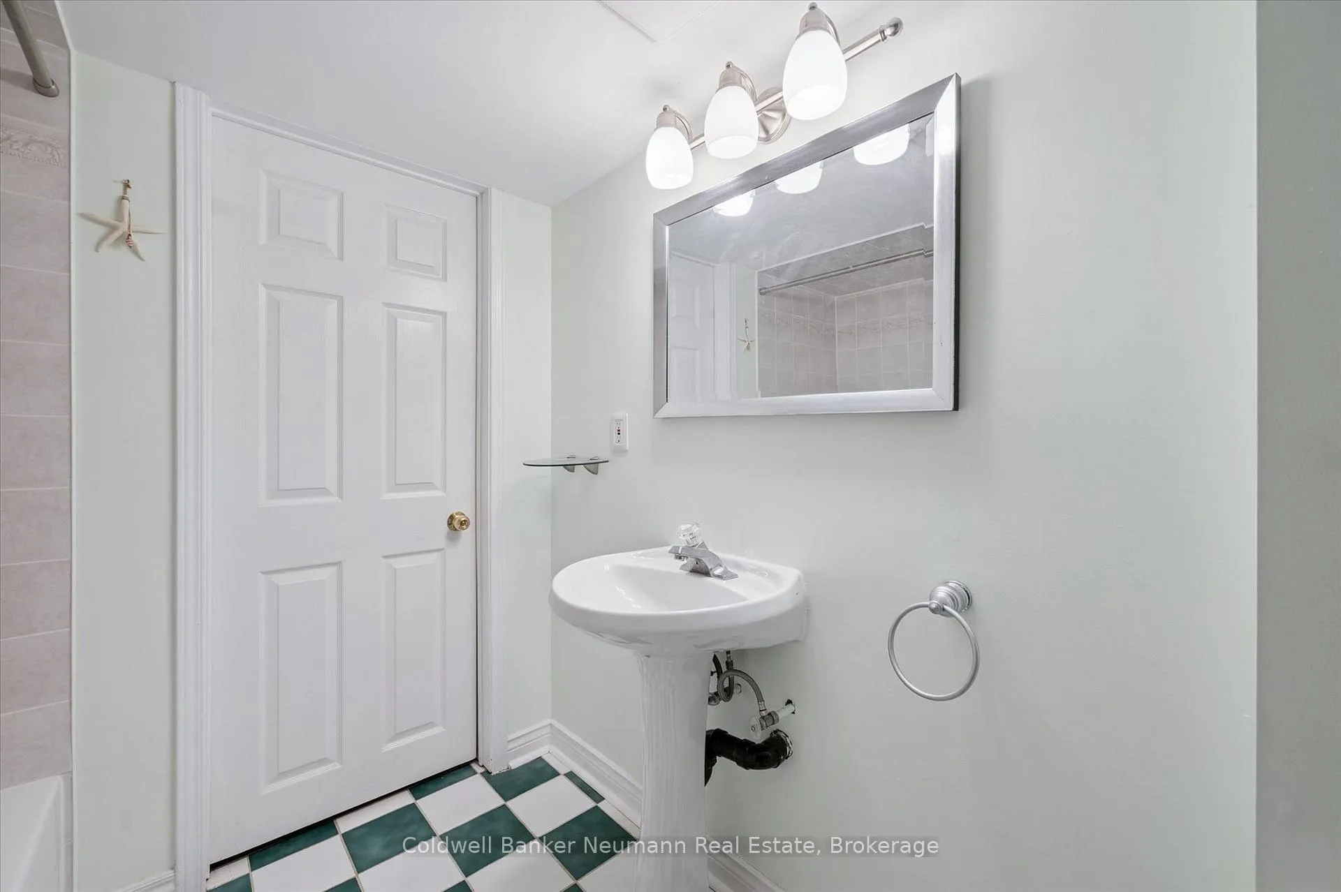 Photo 39 of 22 Sandpiper Drive, Guelph, Kortright Hills — HOMEH