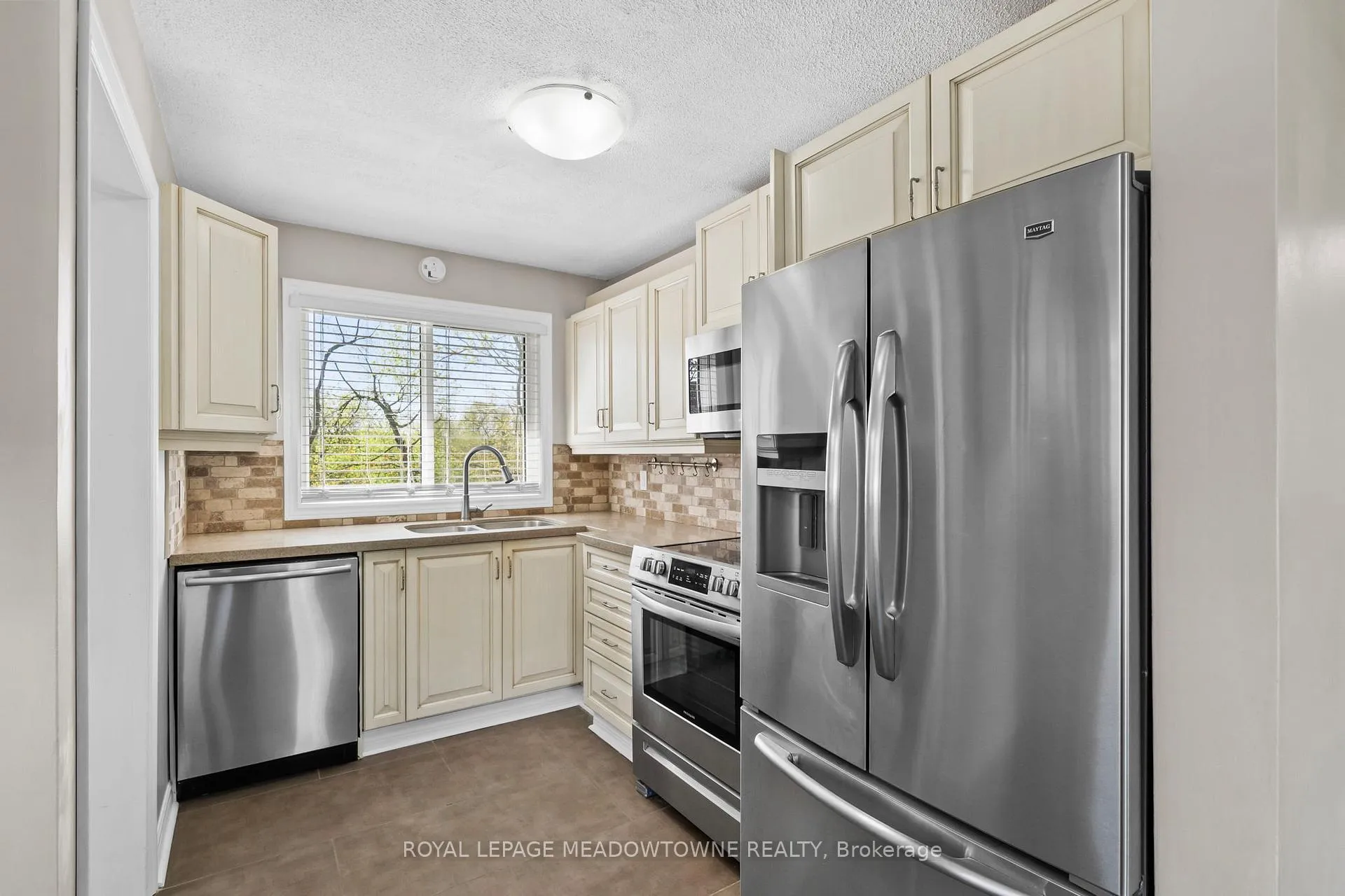 Photo 8 of Unit Upper, 176 Longfield Road, Halton Hills, Acton — HOMEH