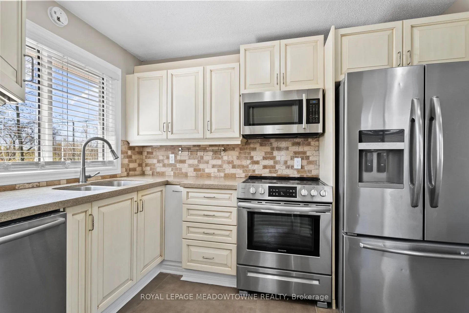 Photo 9 of Unit Upper, 176 Longfield Road, Halton Hills, Acton — HOMEH