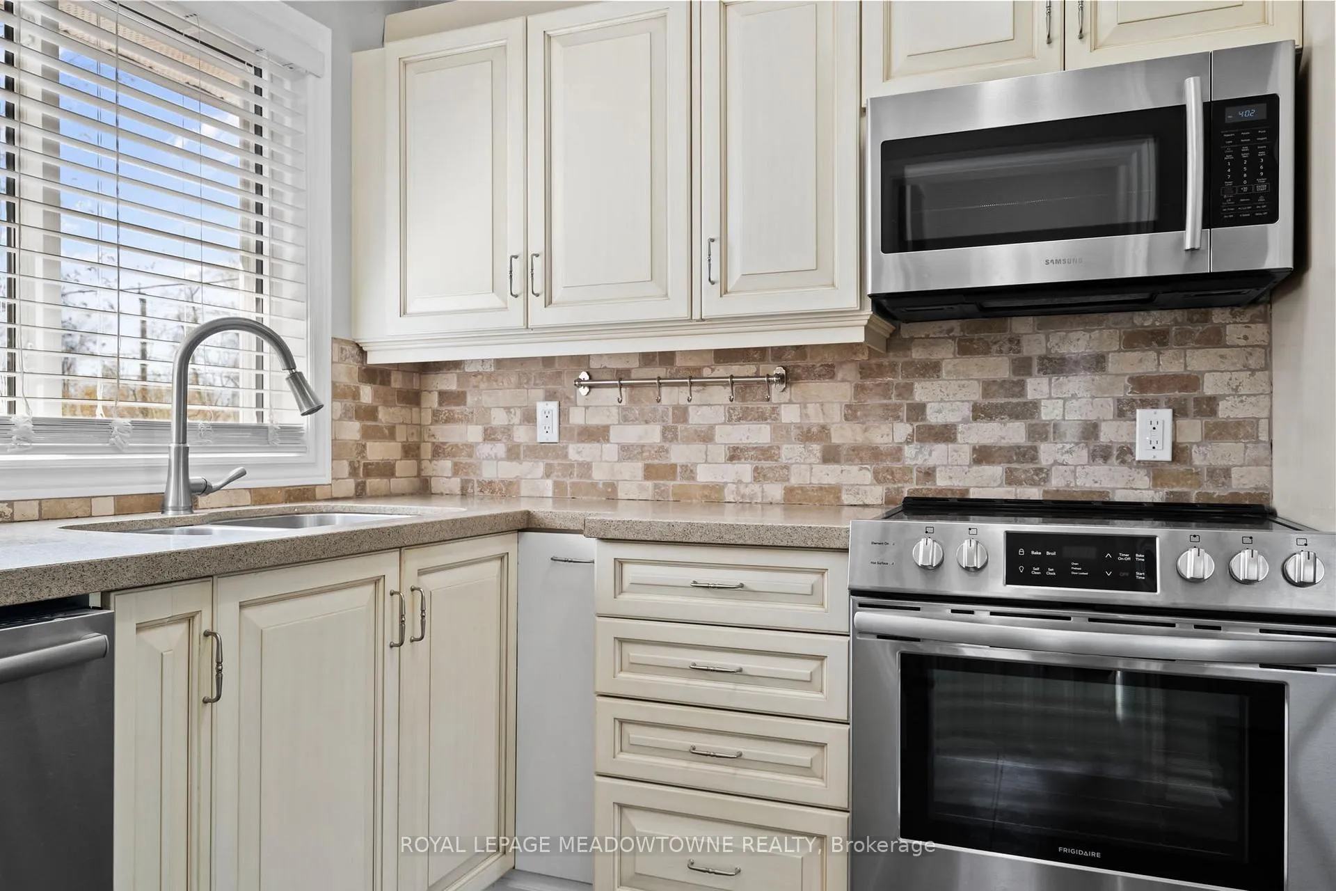 Photo 10 of Unit Upper, 176 Longfield Road, Halton Hills, Acton — HOMEH