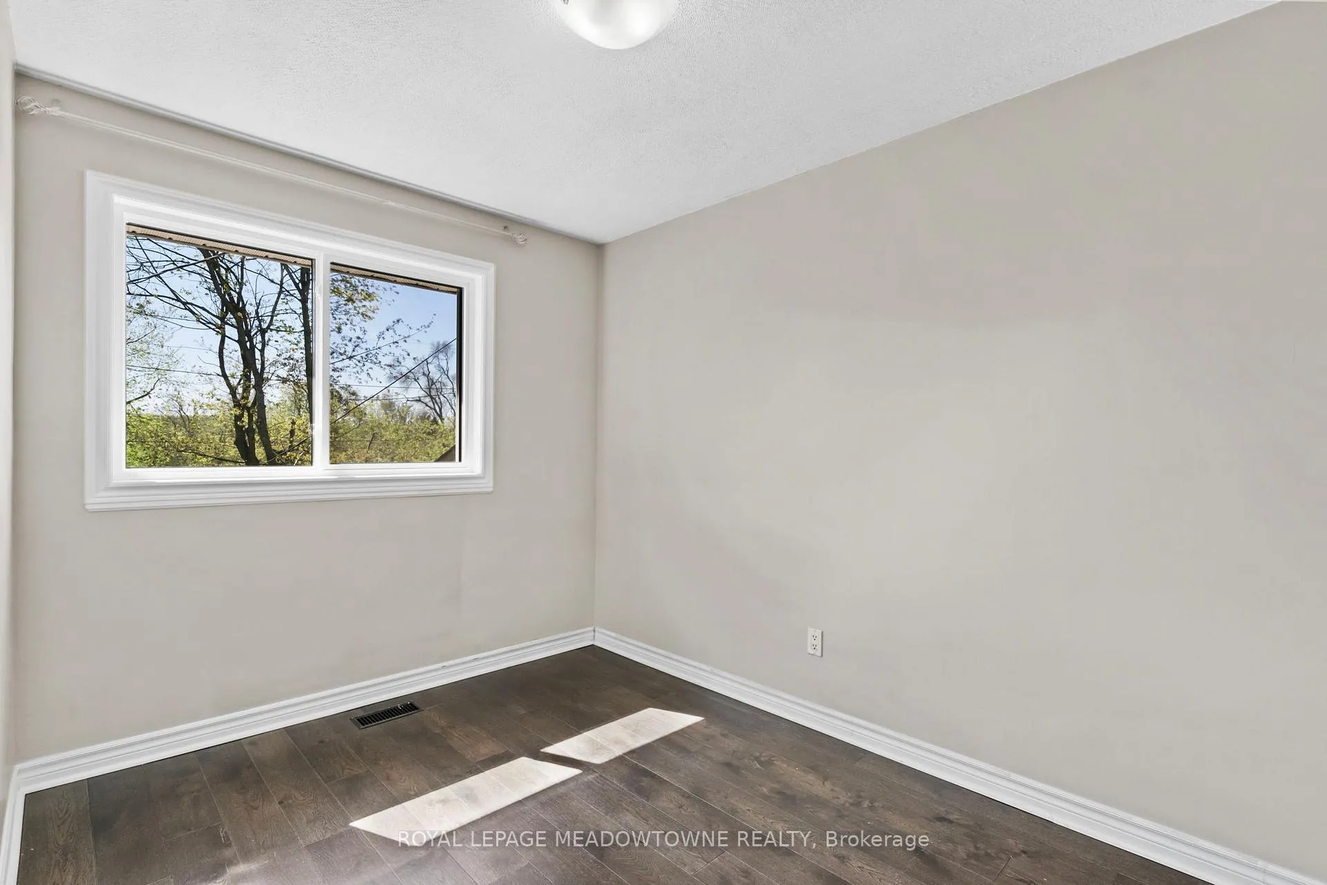 Photo 16 of Unit Upper, 176 Longfield Road, Halton Hills, Acton — HOMEH