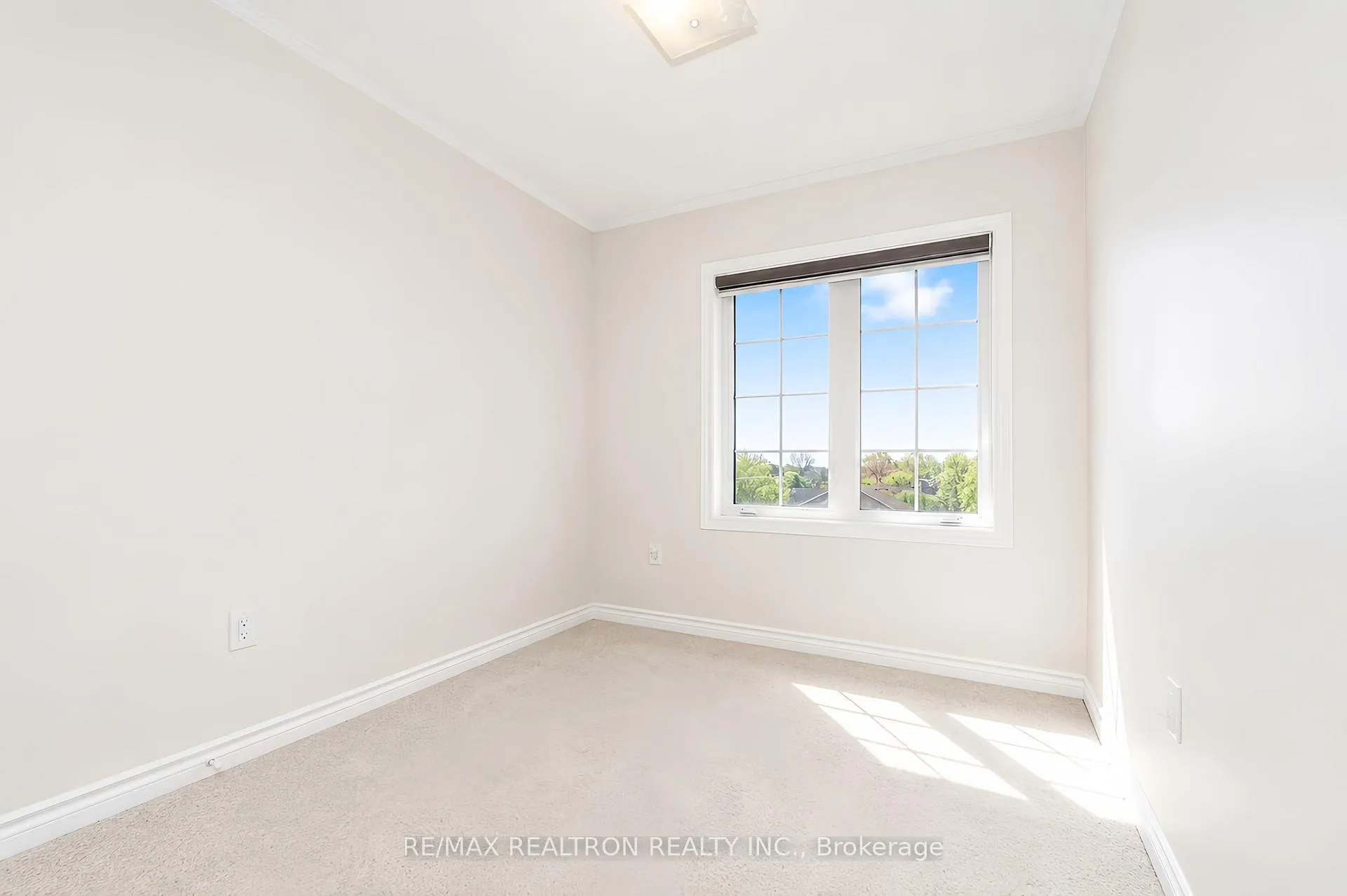 Photo 24 of 23 Kingfisher Way, Whitby, Lynde Creek — HOMEH
