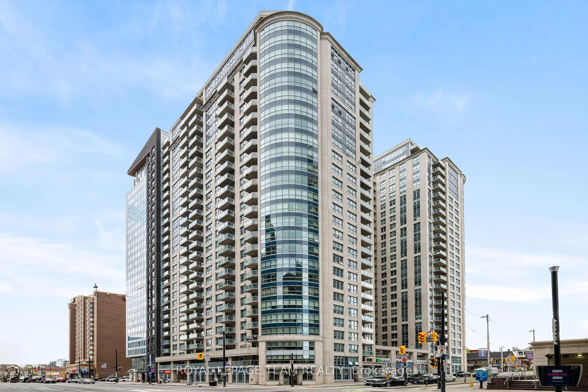 Front of Unit 2406, 242 Rideau Street
