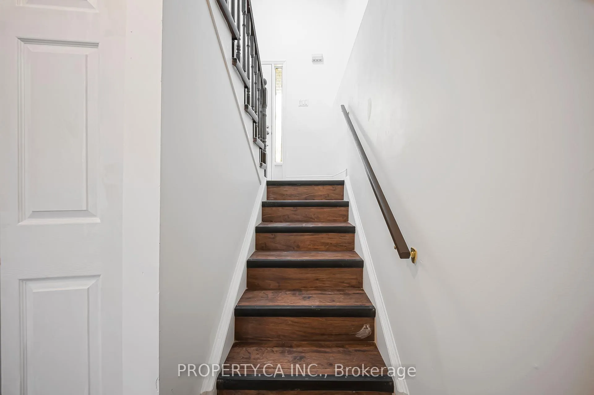 Photo 24 of 89 Ristau Crescent, Kitchener — HOMEH